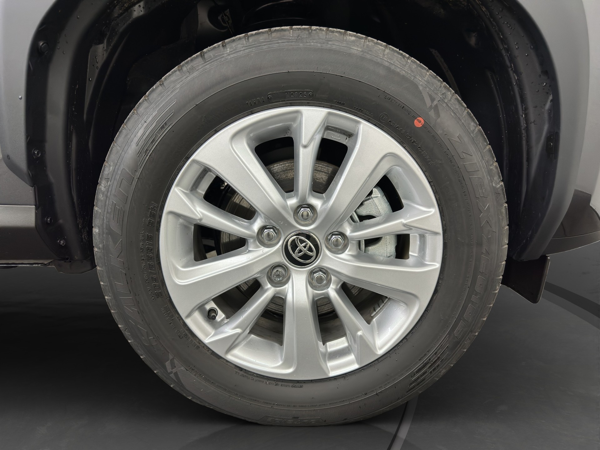 TOYOTA Yaris Cross 1.5 Comfort e-CVT-image-17