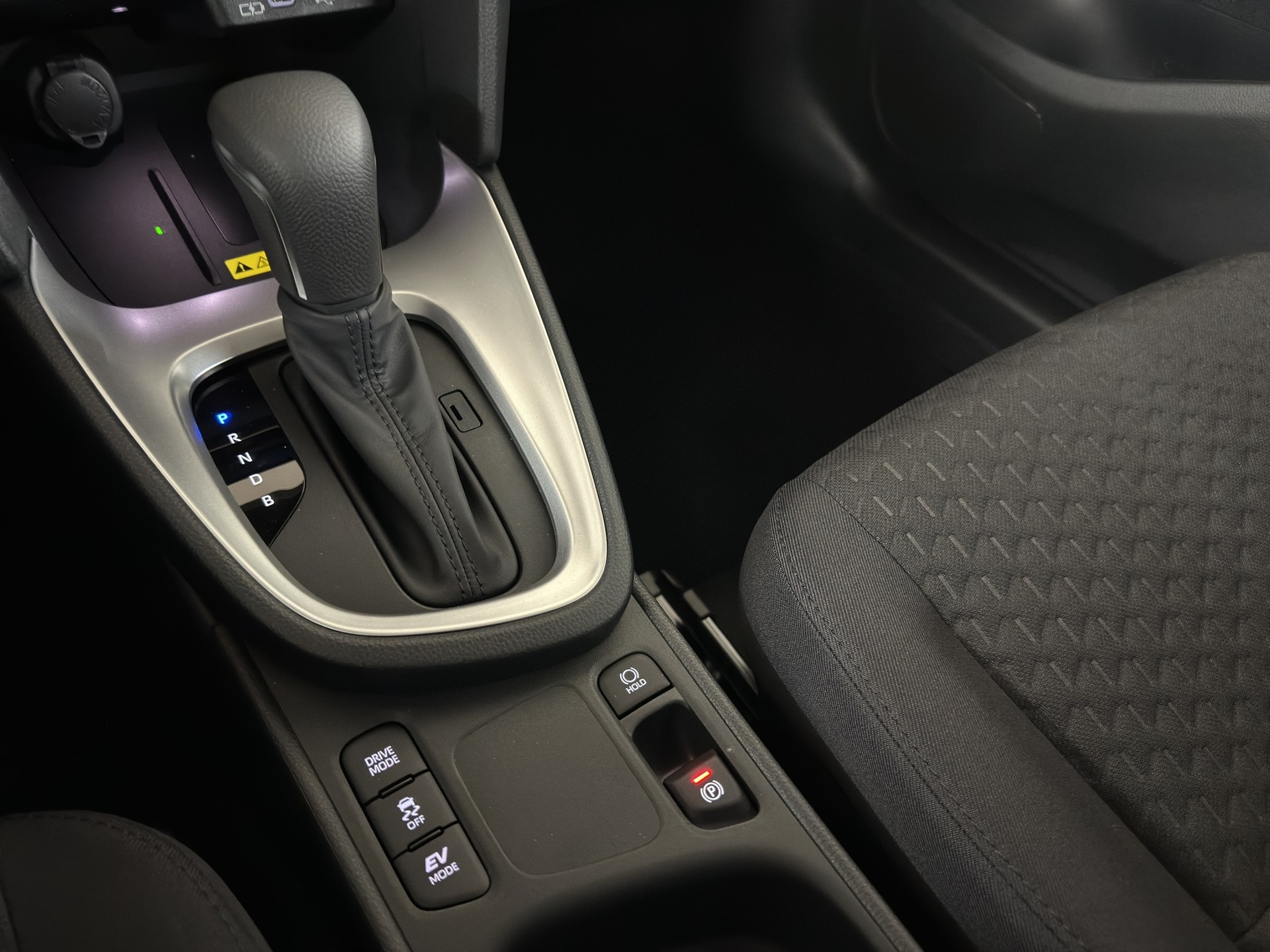 TOYOTA Yaris Cross 1.5 Comfort e-CVT-image-20