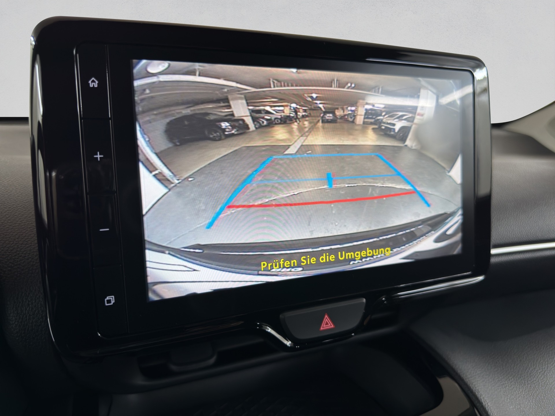 TOYOTA Yaris Cross 1.5 Comfort e-CVT-image-12