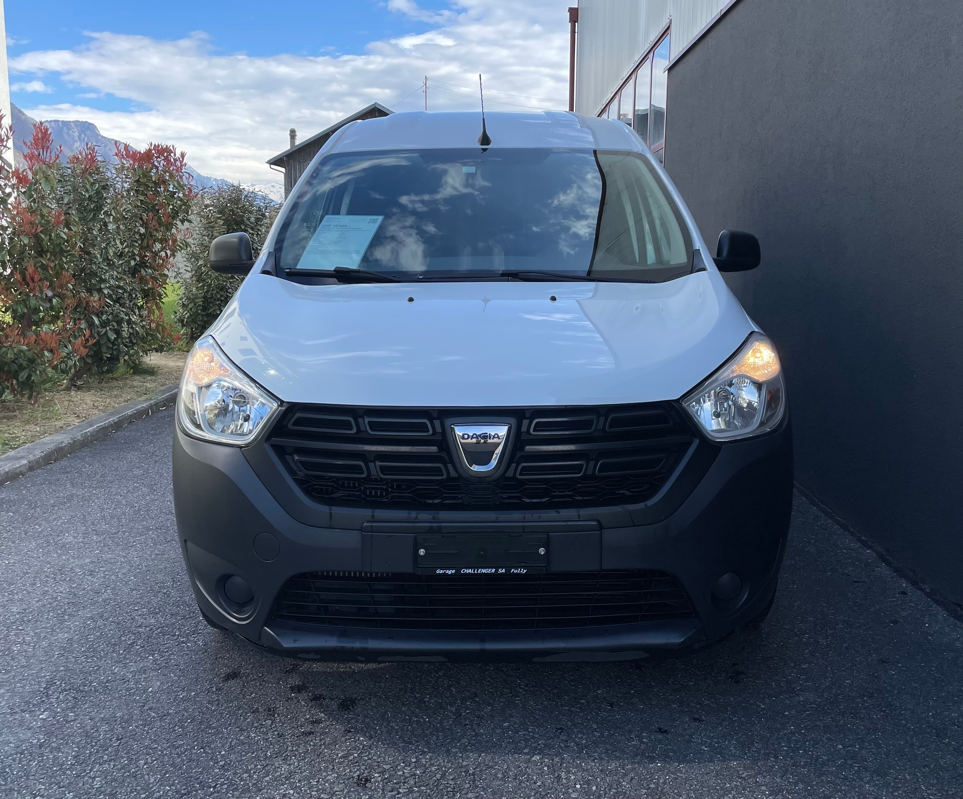 DACIA Dokker Van TCe 100 PF Essential-image-2
