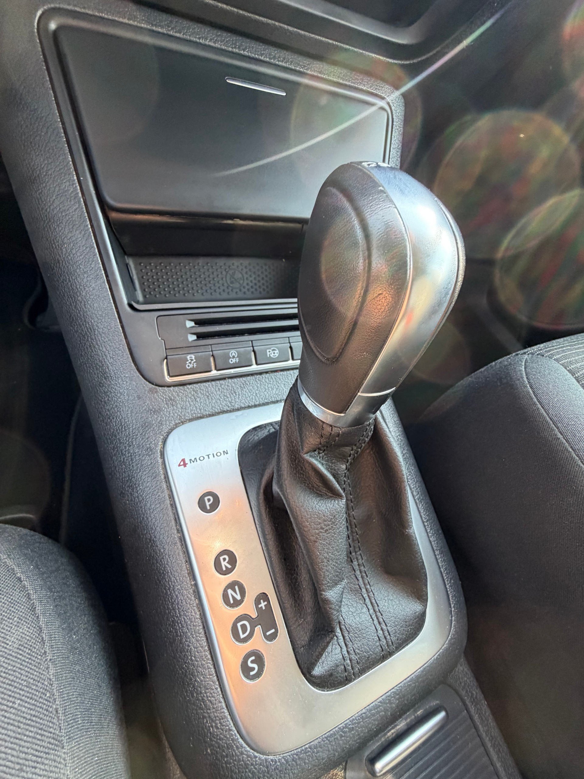 VW Tiguan 2.0 TDI BlueMotion Trend&Fun 4Motion DSG-image-15