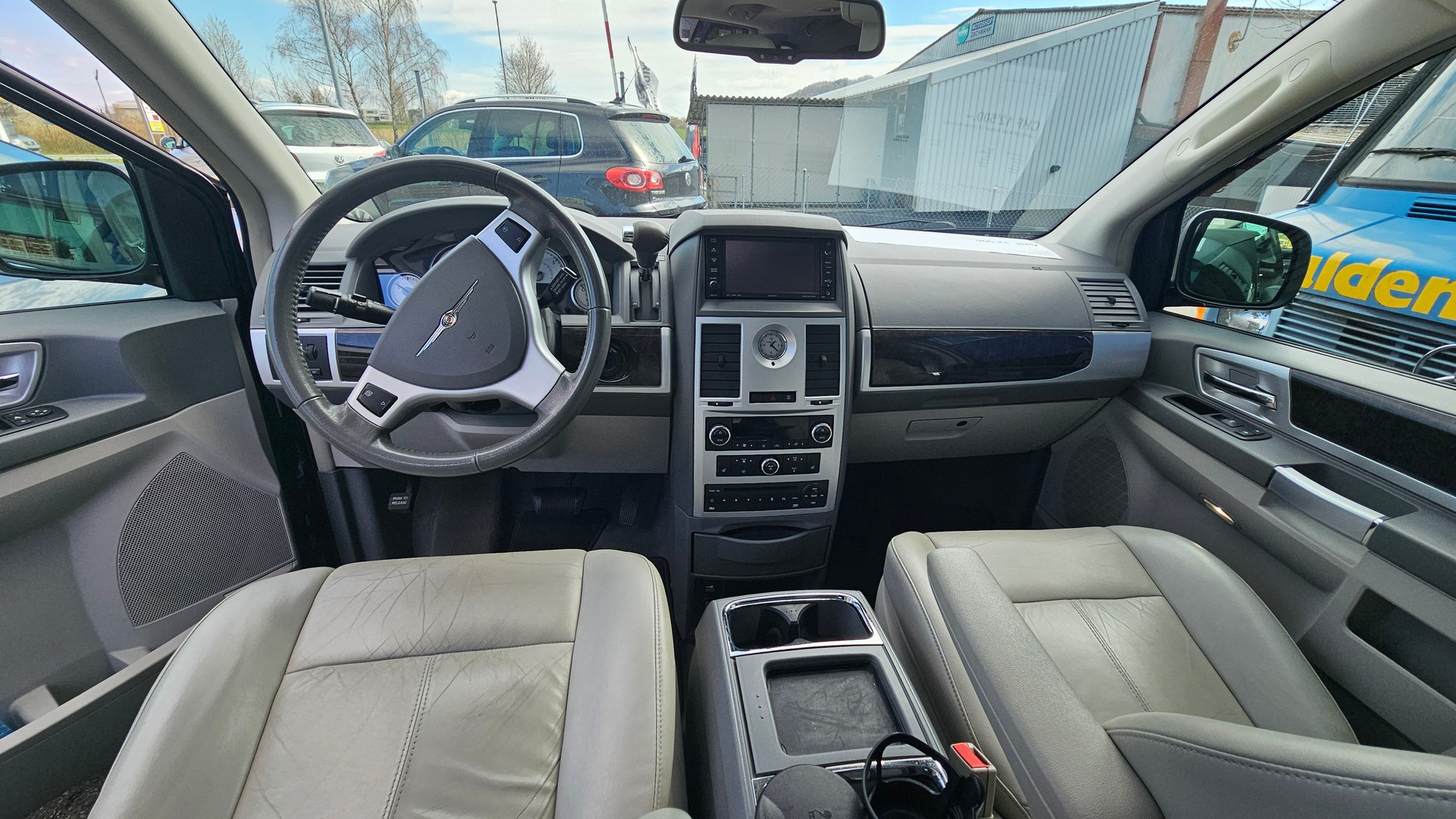 CHRYSLER Grand Voyager 3.8 Limited Automatic-image-8