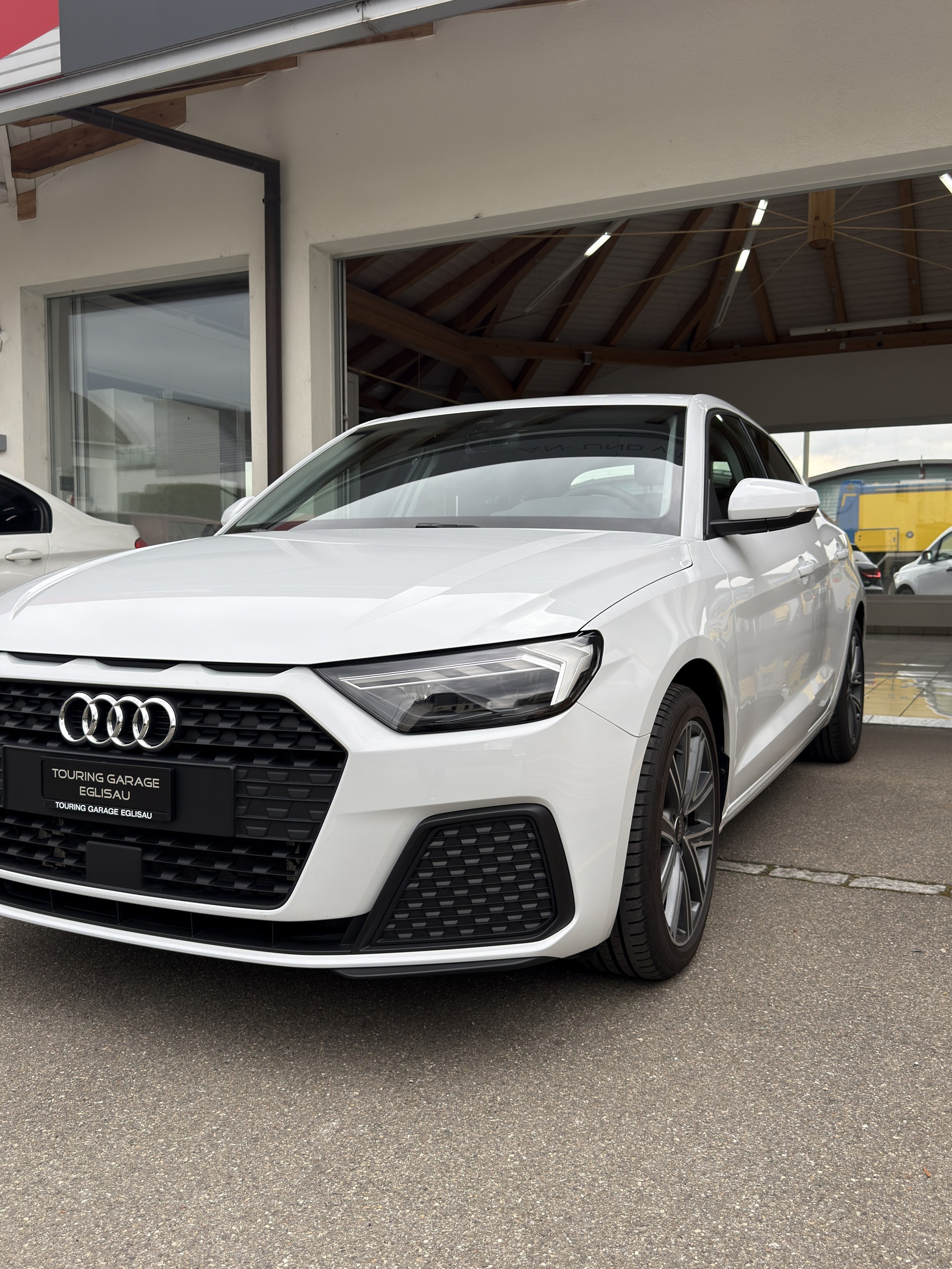 AUDI A1 Sportback 1.0 30 TFSI Attraction S-Tronic-image-22