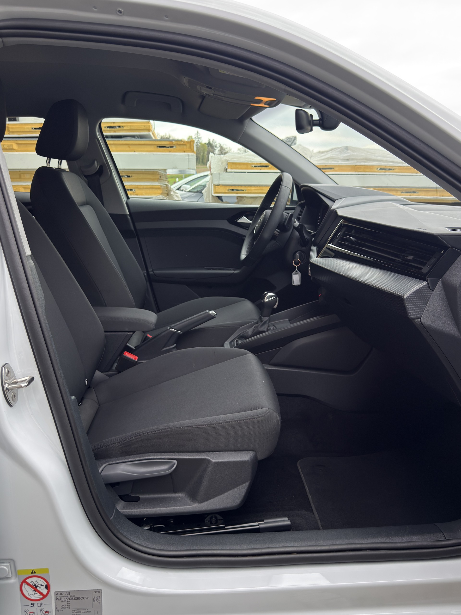 AUDI A1 Sportback 1.0 30 TFSI Attraction S-Tronic-image-11