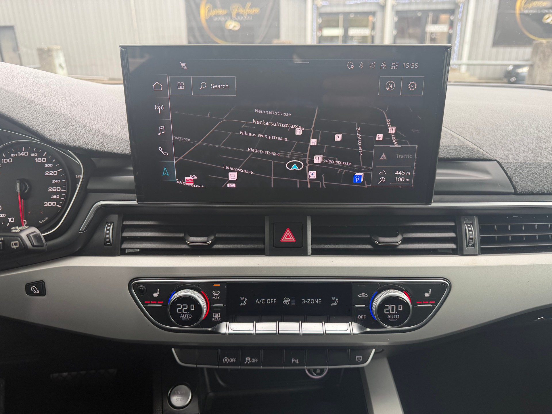 AUDI A4 Avant 35 TDI S-tronic ** Gr. Navi ** LED ** Klima-auto ** Tempomat ** PDC V&H ** Frisch Ab MFK-image-8