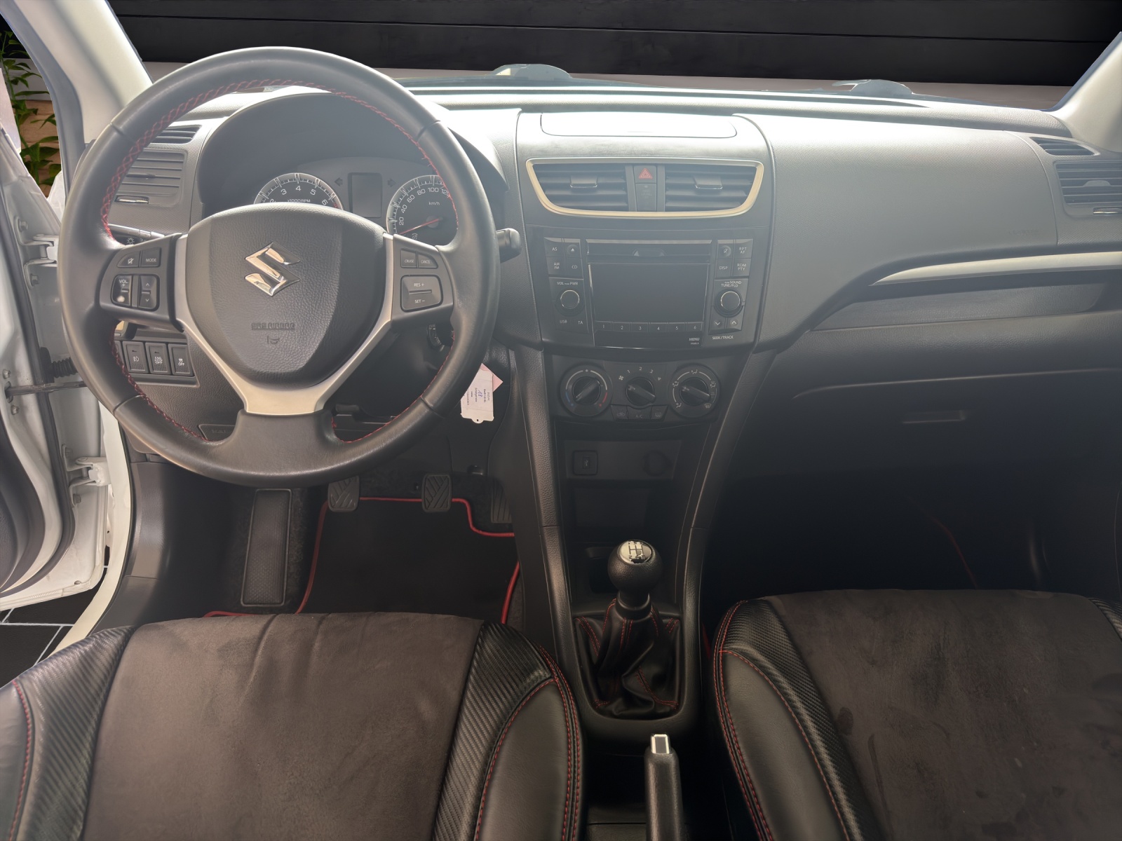 SUZUKI Swift 1.2i GL-image-5