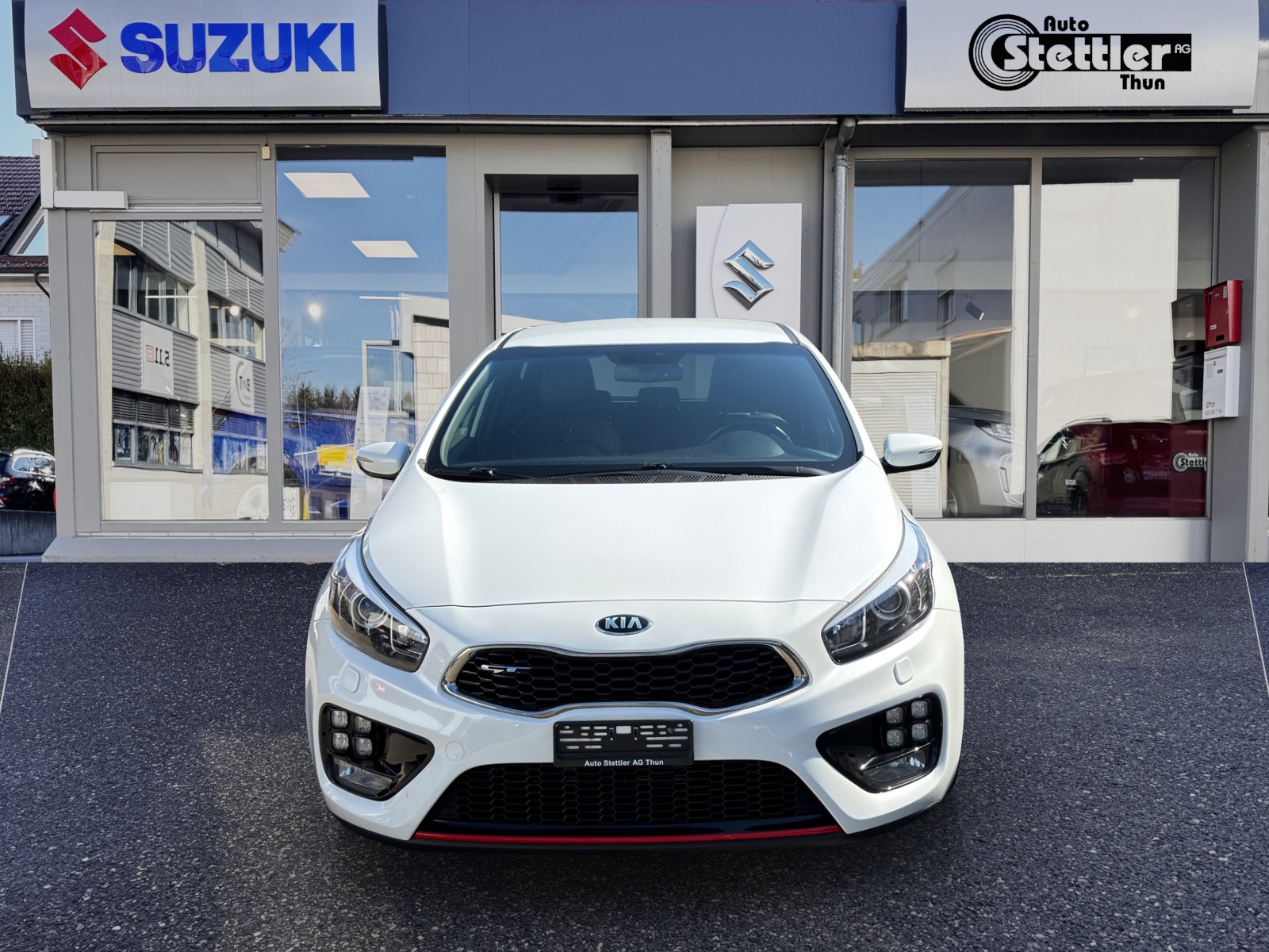 KIA Cee'd 1.6 GDi GT-showroom-element-1