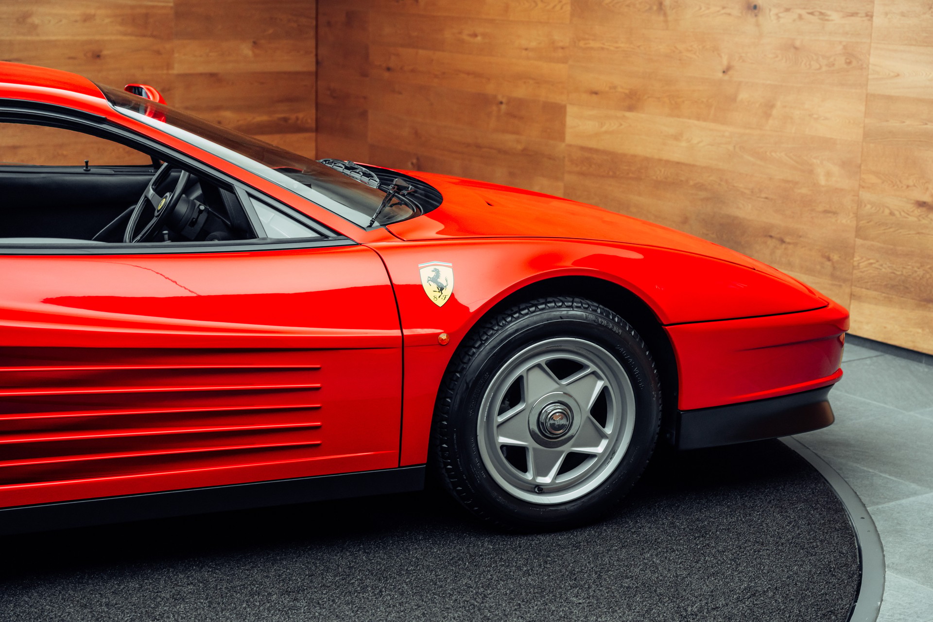 FERRARI Testarossa Monospecchio-image-23