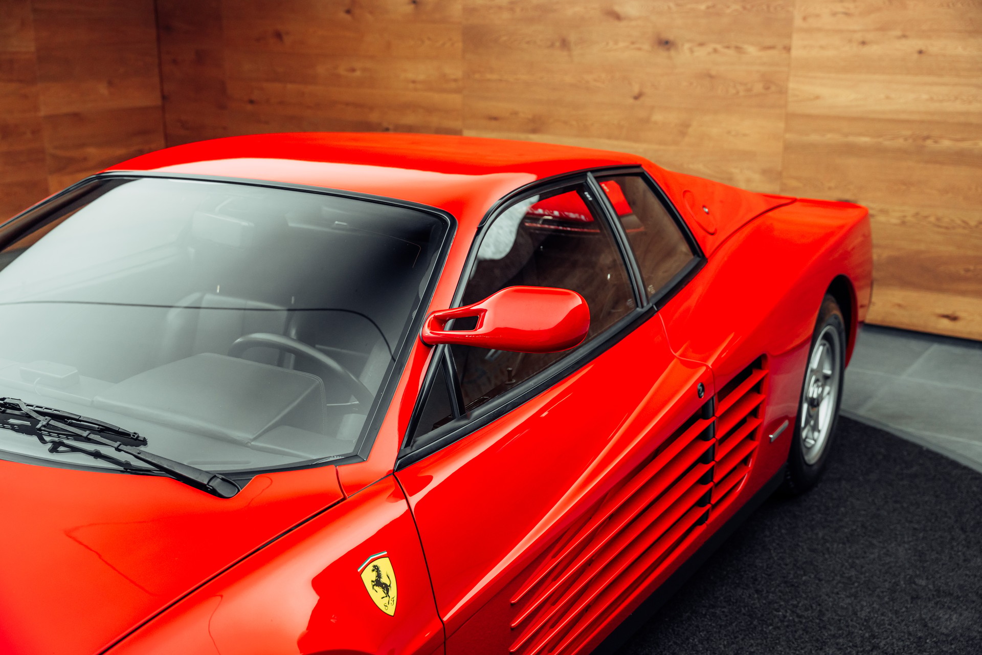FERRARI Testarossa Monospecchio-image-18