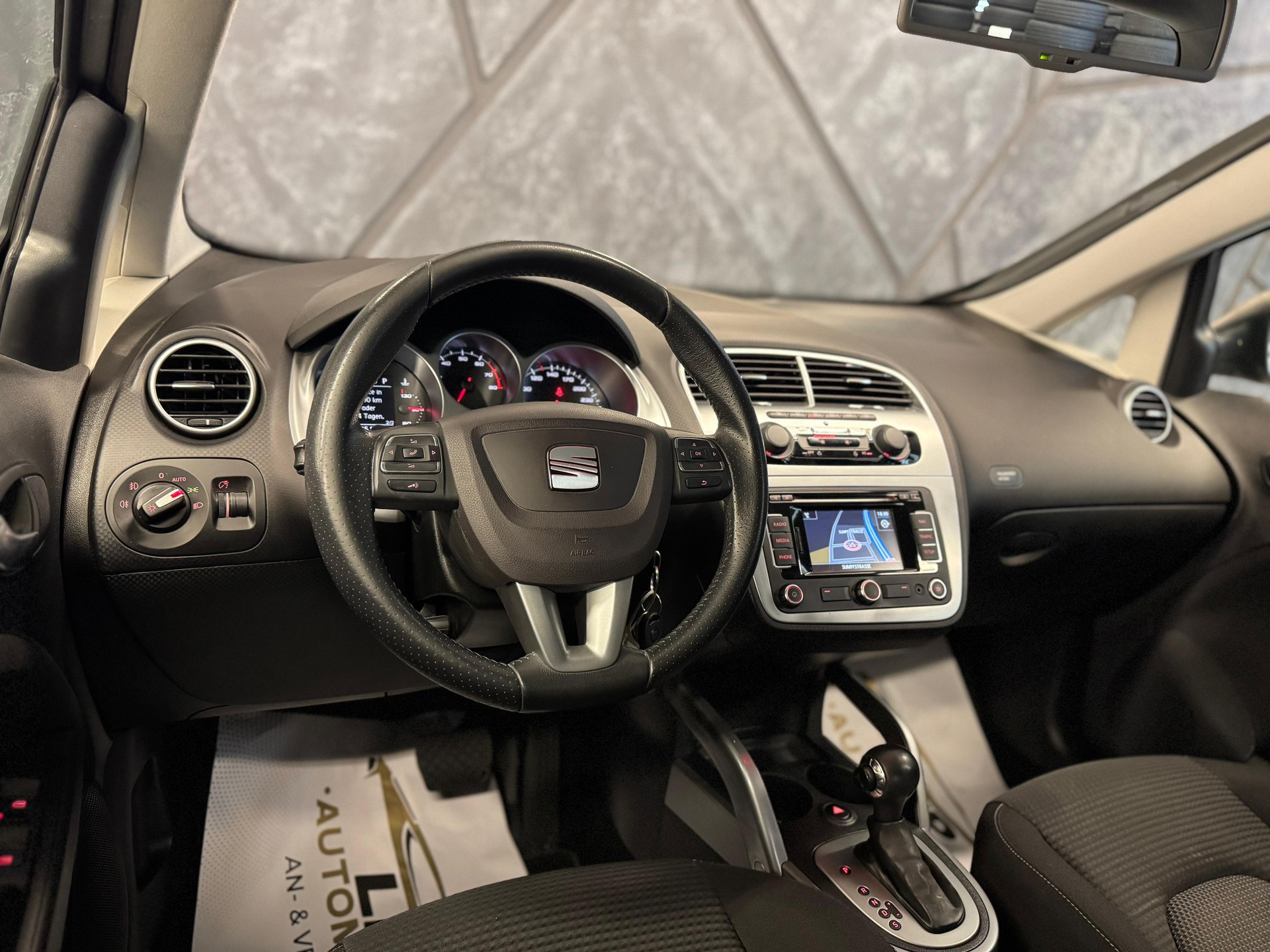 SEAT Altea XL Freetrack 2.0 TSI Advantage-image-9