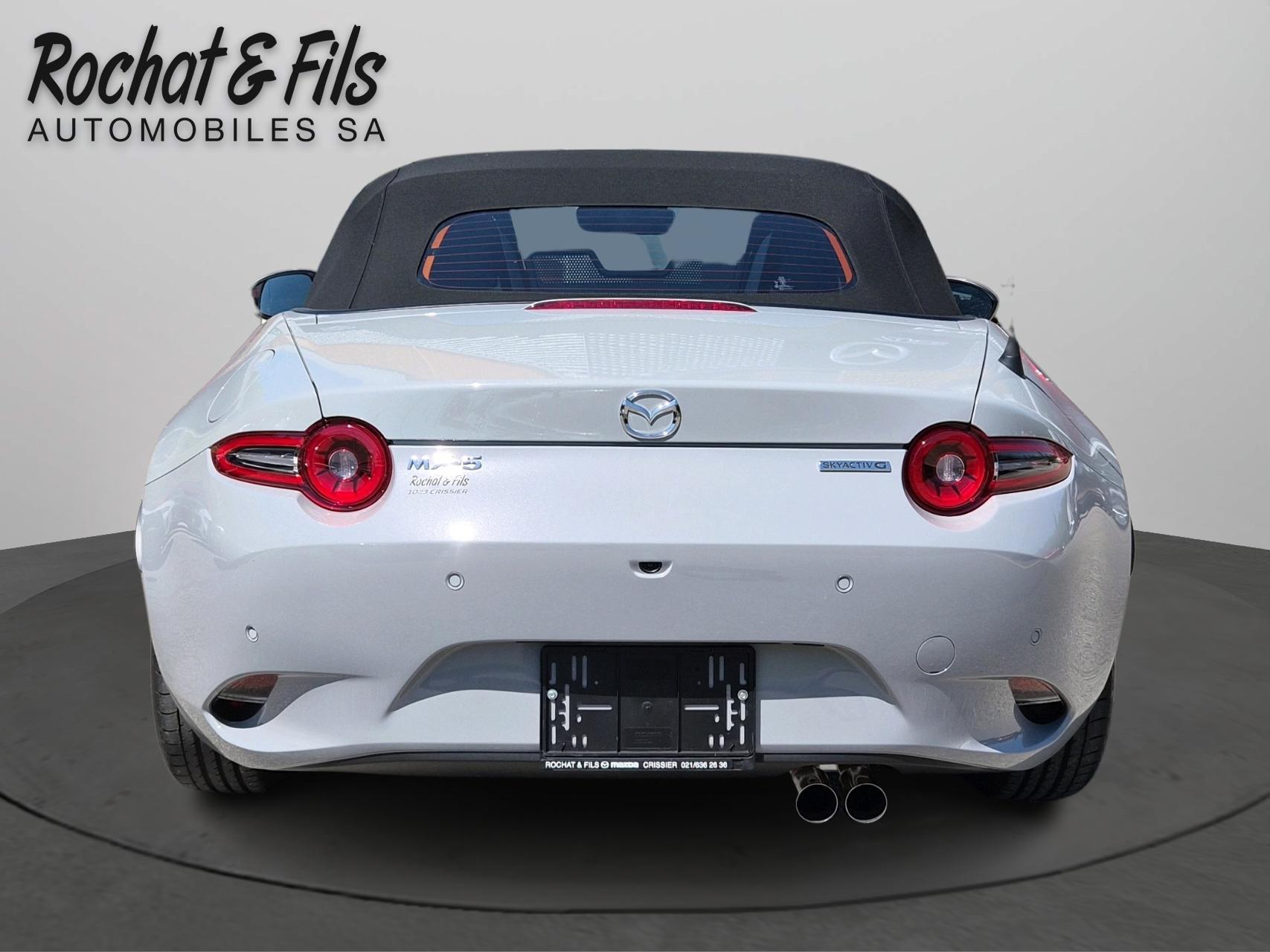 MAZDA MX-5 Skyactiv-G 132 Exclusive-line-showroom-element-3