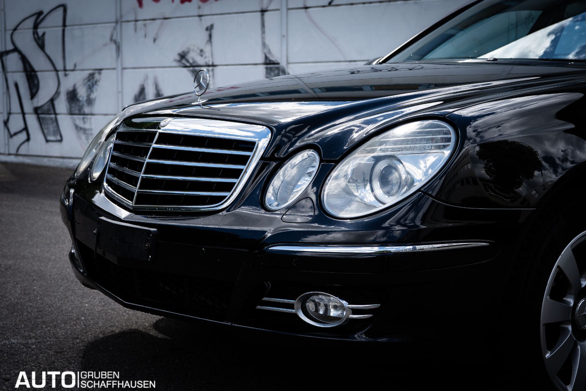 MERCEDES-BENZ E 350 Avantgarde 4Matic Automatic-image-4