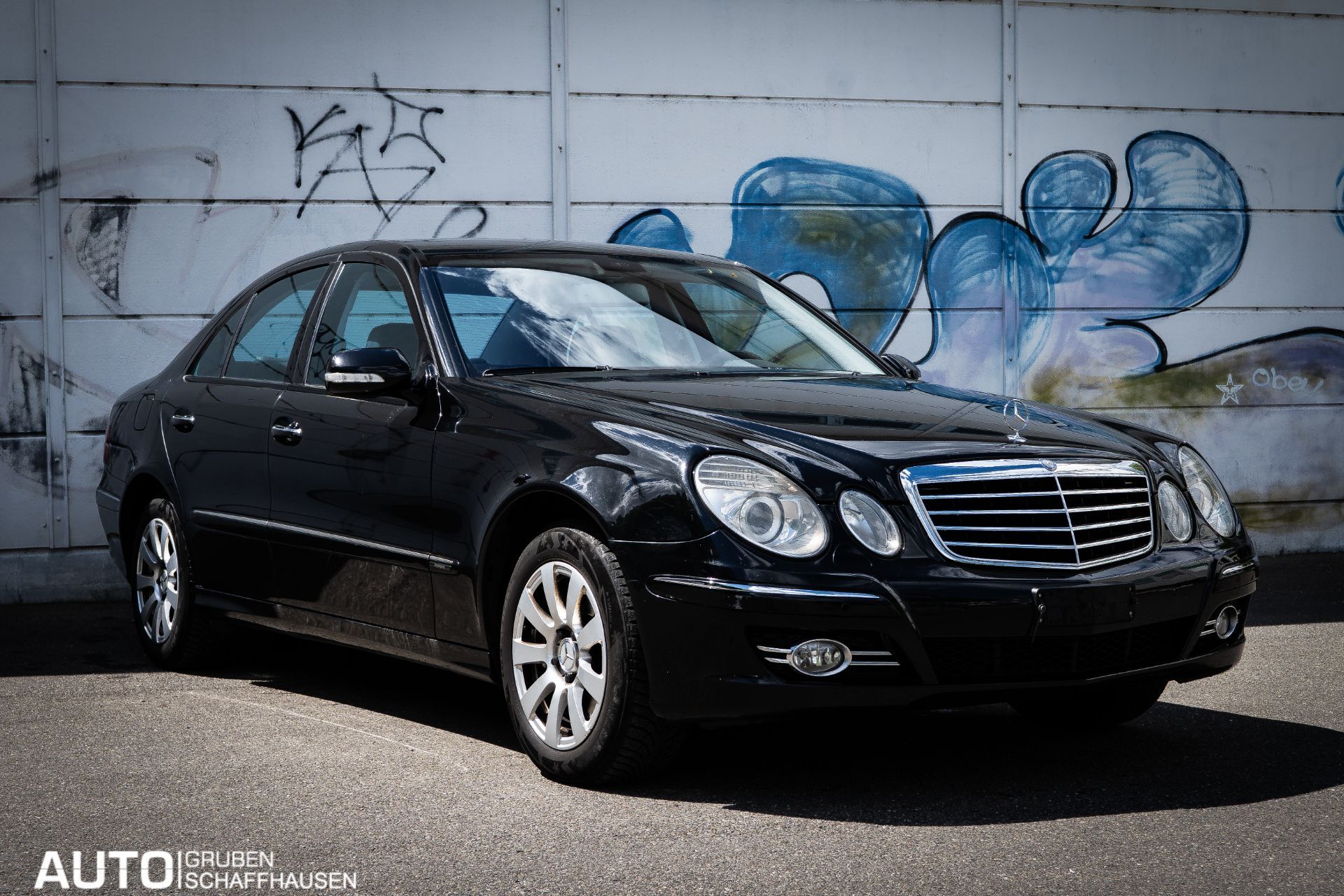 MERCEDES-BENZ E 350 Avantgarde 4Matic Automatic-showroom-element-1