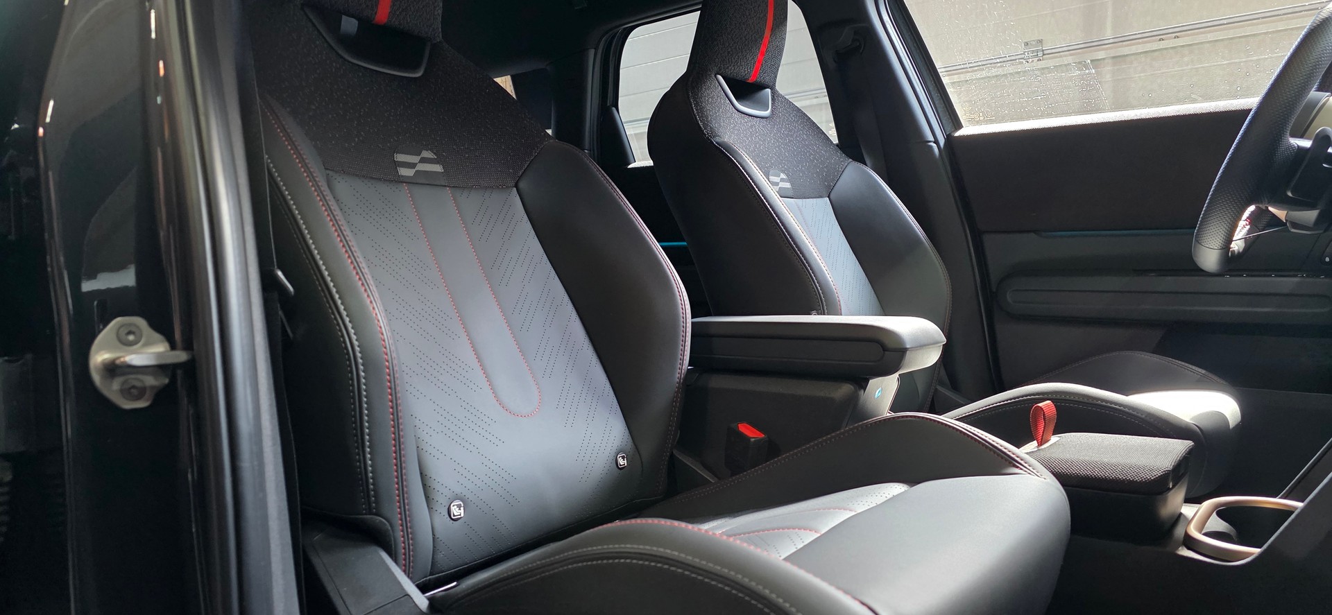 MINI Countryman John Cooper Works ALL4 Steptronic *Sitz- Lenkradheizung*Ambientebeleuchtung*Rückfahrkamera*AndroidAuto/Carplay*-image-27