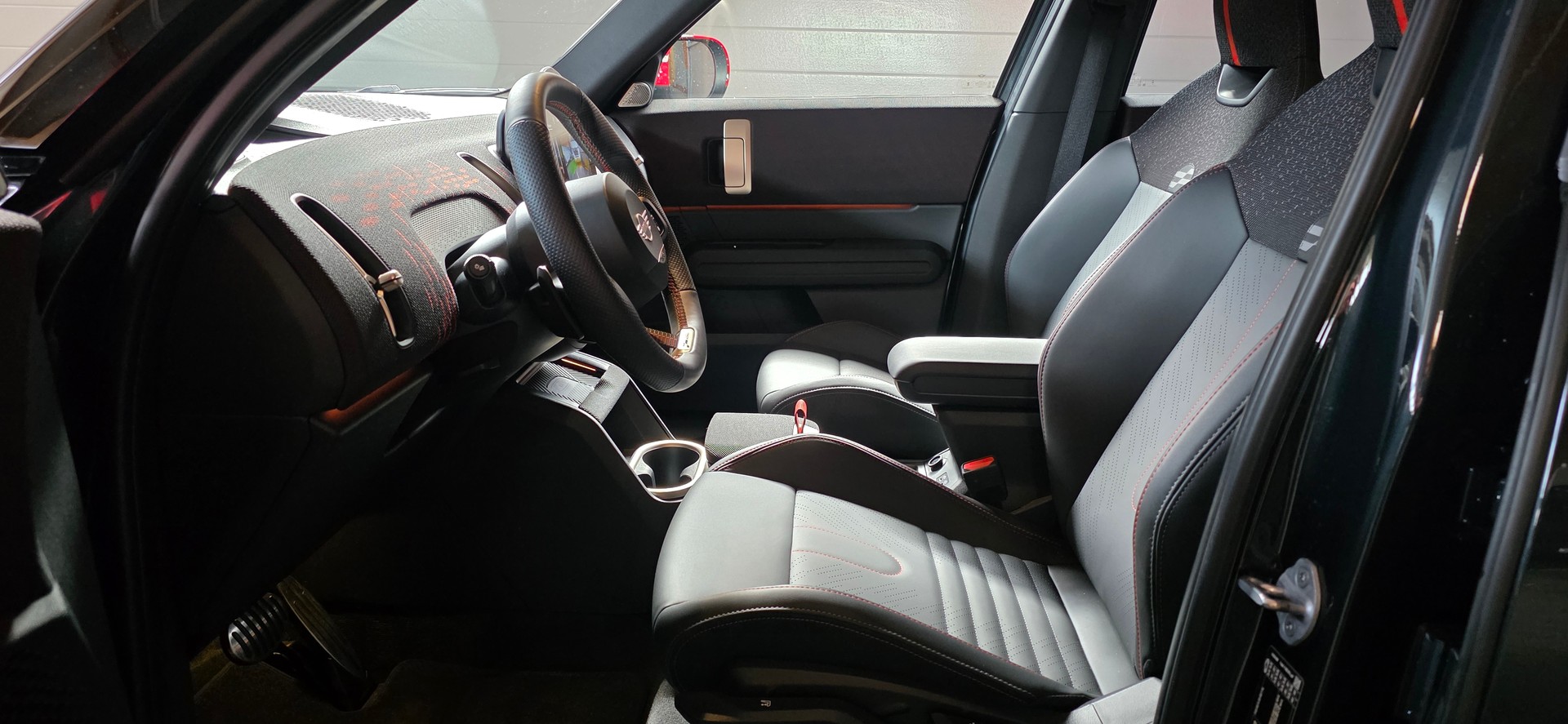 MINI Countryman John Cooper Works ALL4 Steptronic *Sitz- Lenkradheizung*Ambientebeleuchtung*Rückfahrkamera*AndroidAuto/Carplay*-image-8