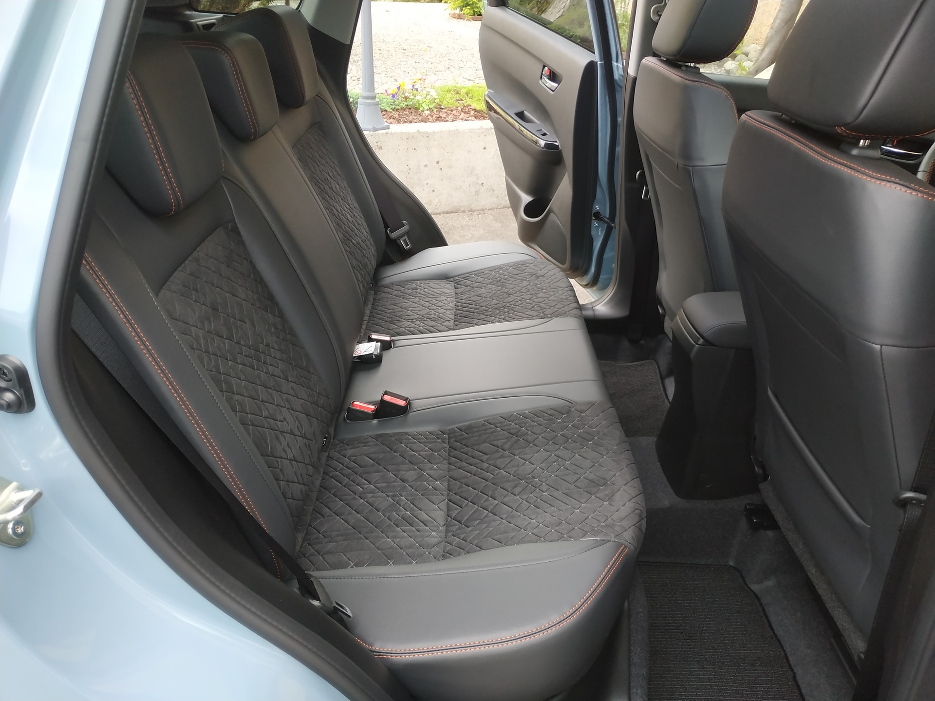 SUZUKI Vitara 1.4 Boosterjet Black Edition Top 4x4 Hybrid Automatic-image-23