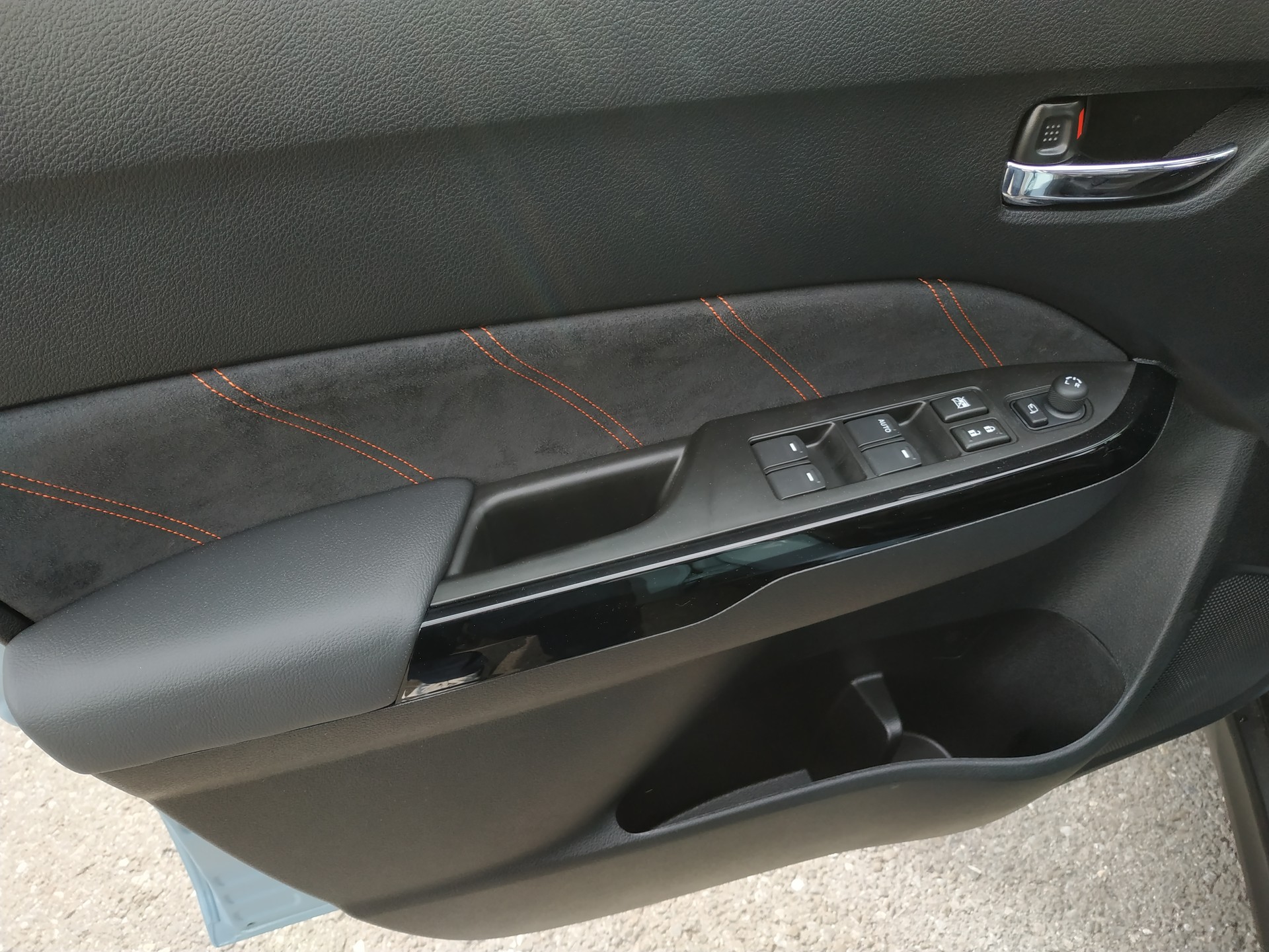 SUZUKI Vitara 1.4 Boosterjet Black Edition Top 4x4 Hybrid Automatic-image-20