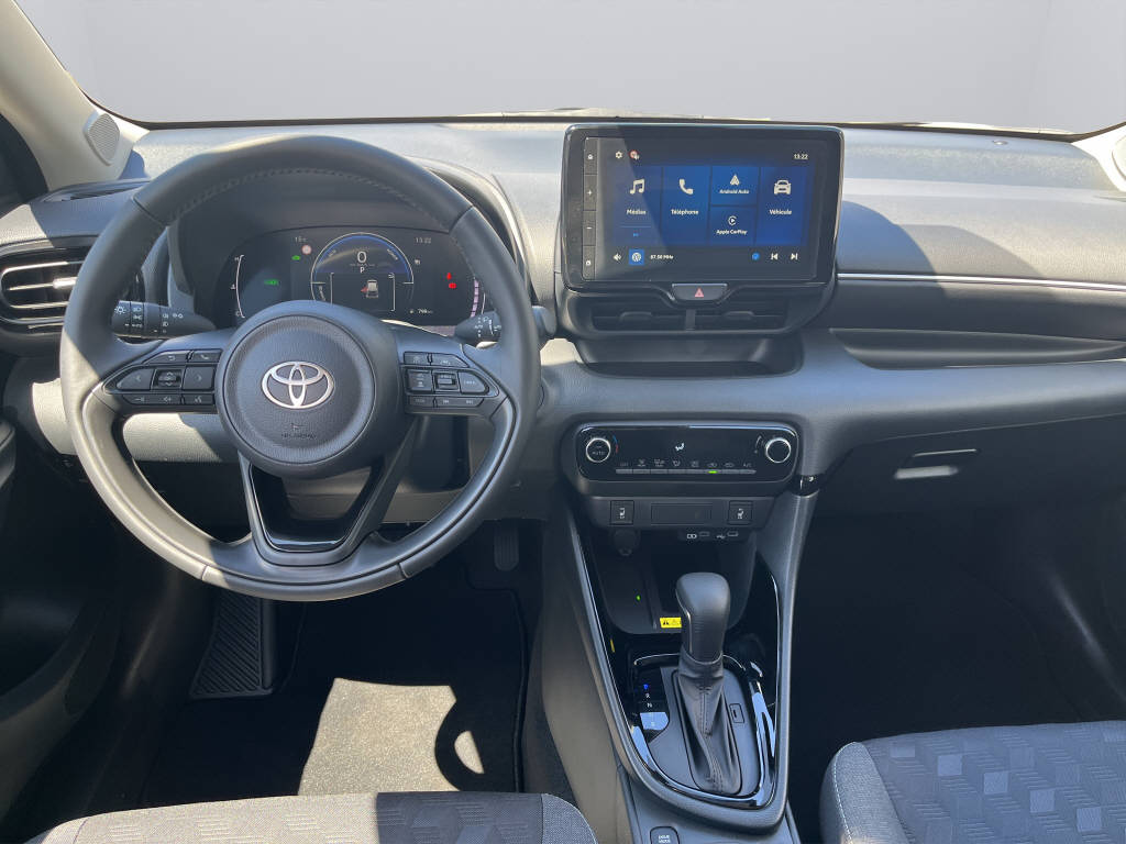 TOYOTA Yaris 1.5 VVT-i HSD Trend-image-13