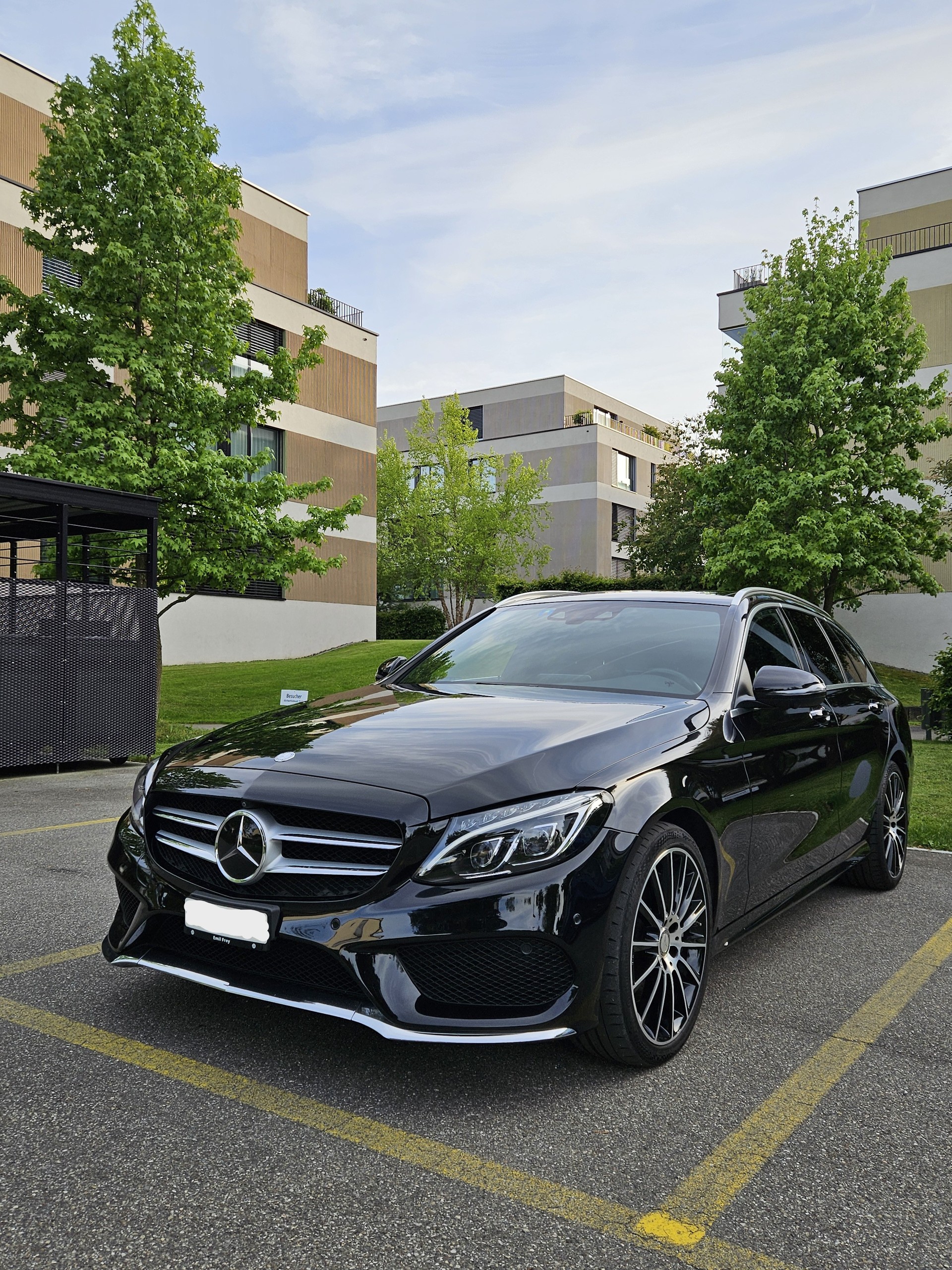 MERCEDES-BENZ C 400 AMG Line 4matic-image-1