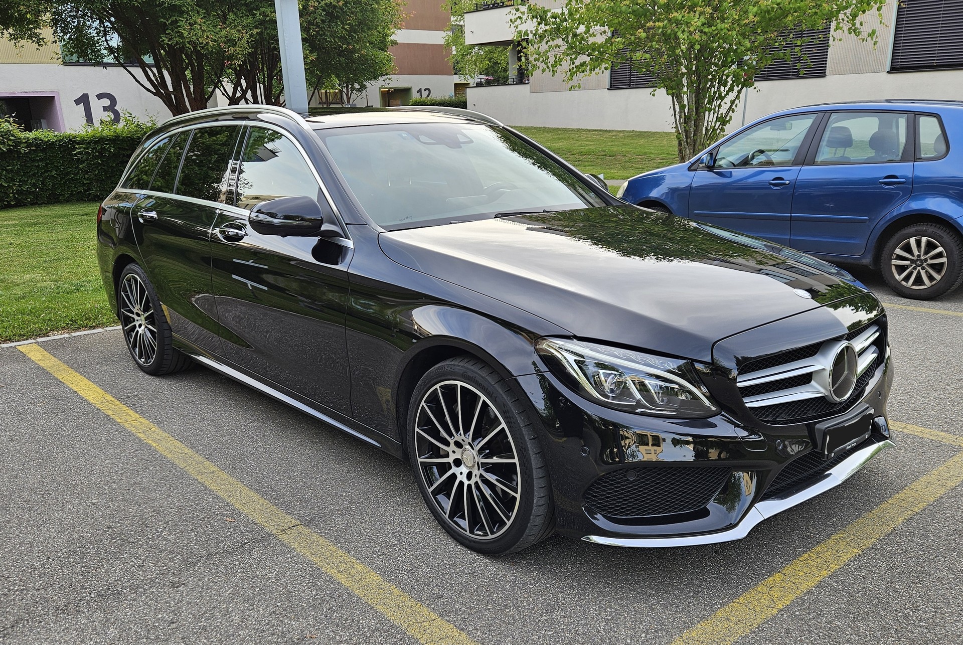 MERCEDES-BENZ C 400 AMG Line 4matic-image-3
