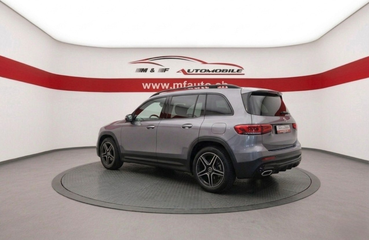 MERCEDES-BENZ GLB 250 AMG Line 4matic * CH FAHRZEUG * AHK * 7 Plätzer *-image-5