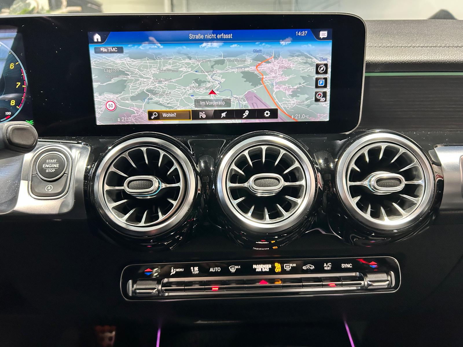 MERCEDES-BENZ GLB 250 AMG Line 4matic * CH FAHRZEUG * AHK * 7 Plätzer *-image-14