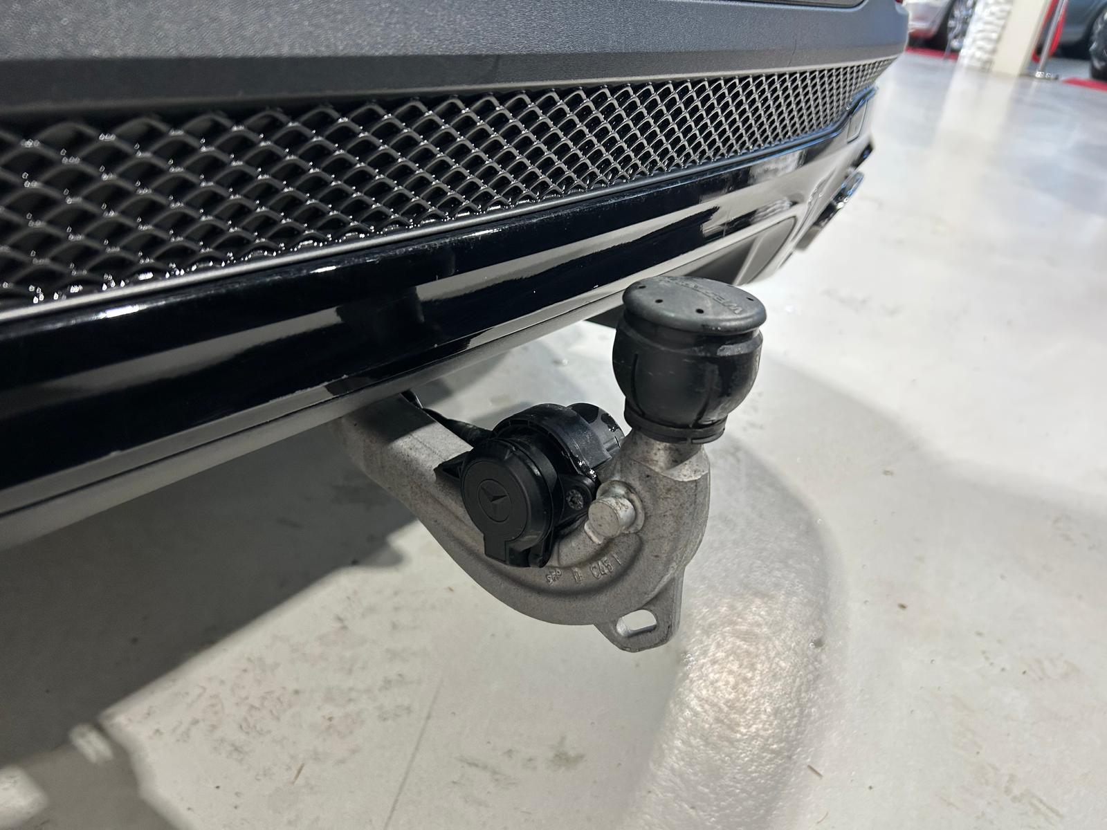 MERCEDES-BENZ GLB 250 AMG Line 4matic * CH FAHRZEUG * AHK * 7 Plätzer *-image-18