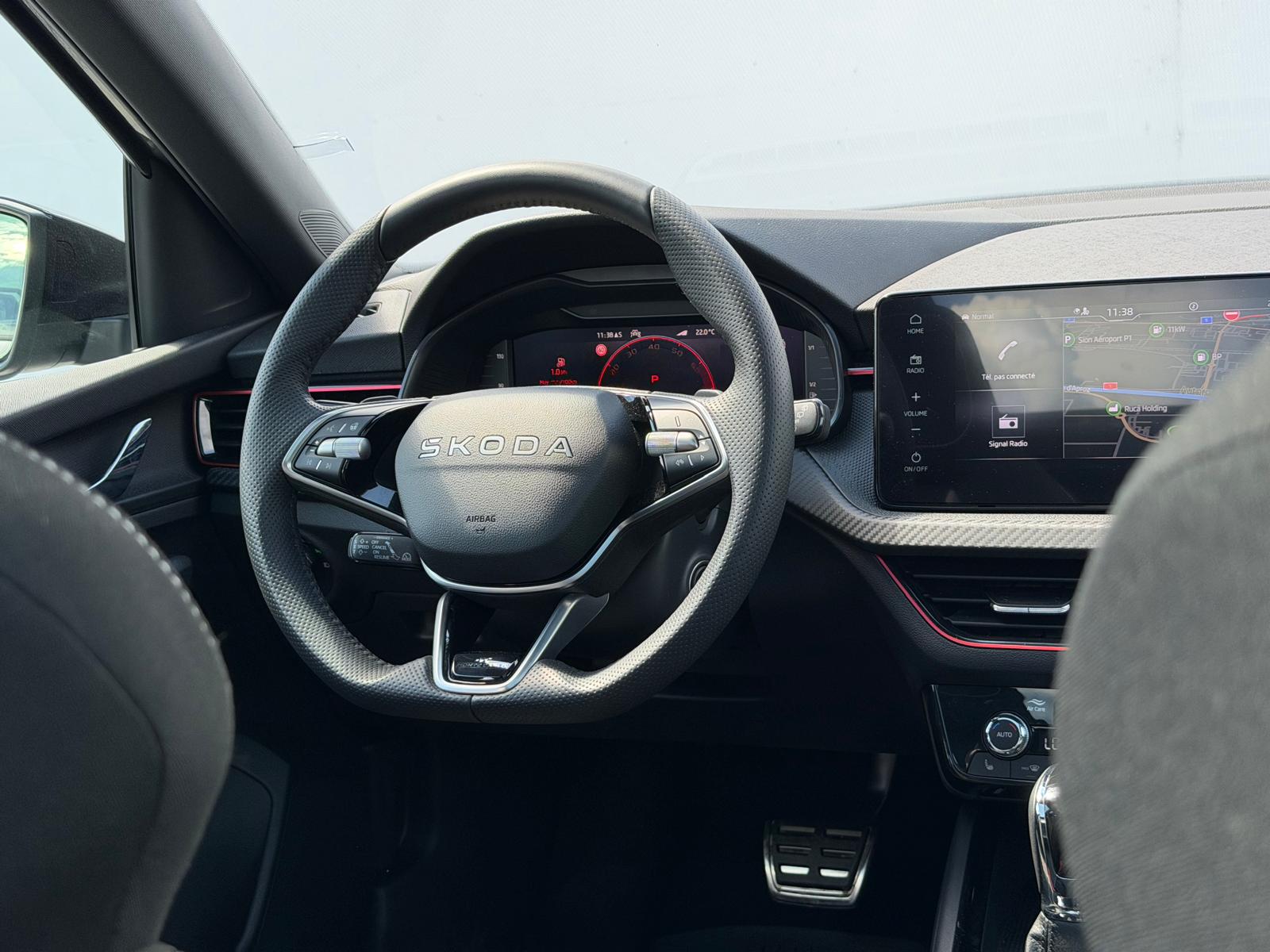 SKODA Kamiq 1.5 TSI Monte Carlo DSG-image-11
