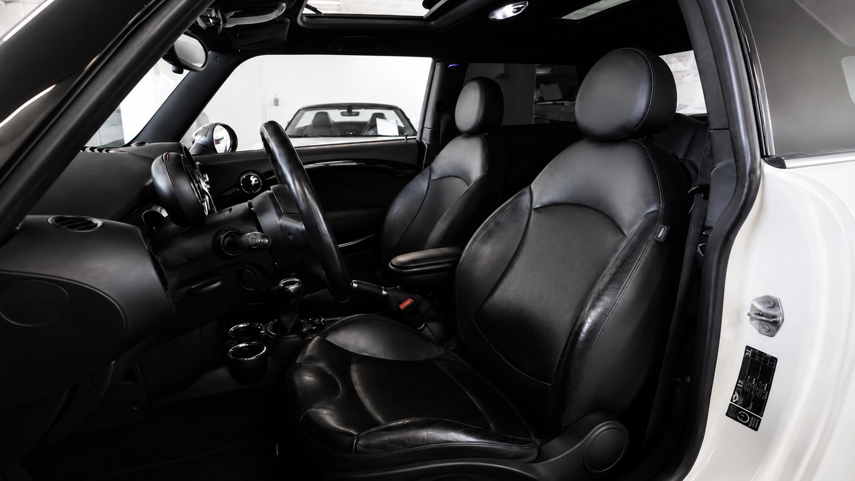 MINI Mini R56 1.6i John Cooper Works-image-4