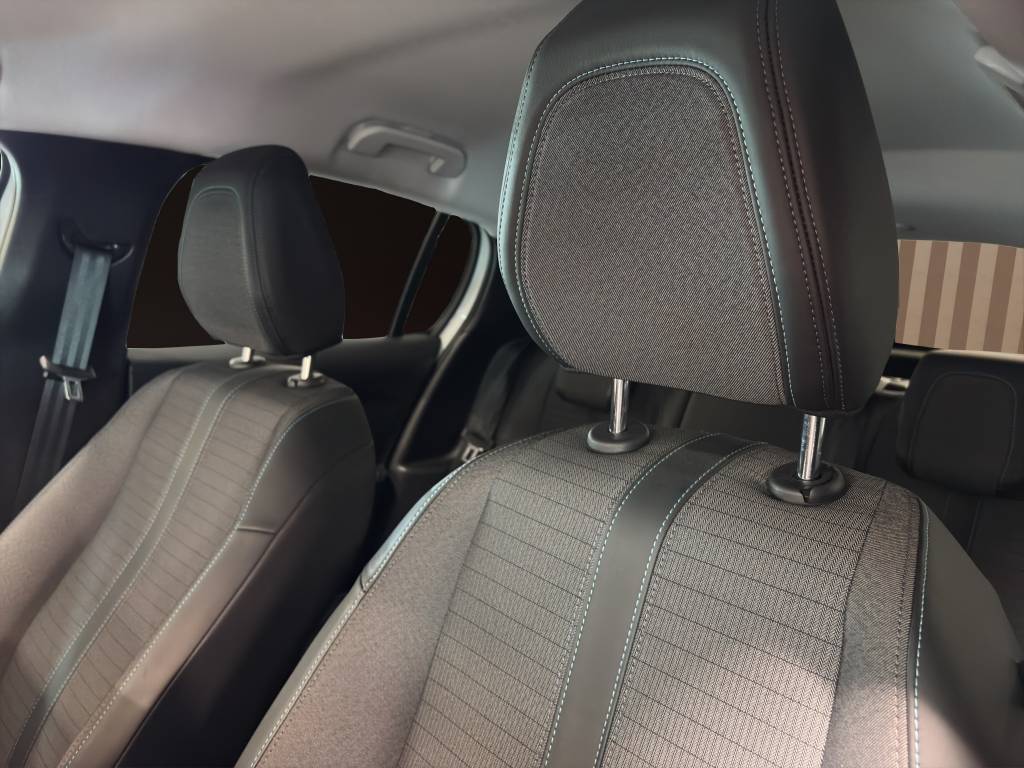 PEUGEOT 208 1.2 PureTech Allure Pack EAT8-image-15