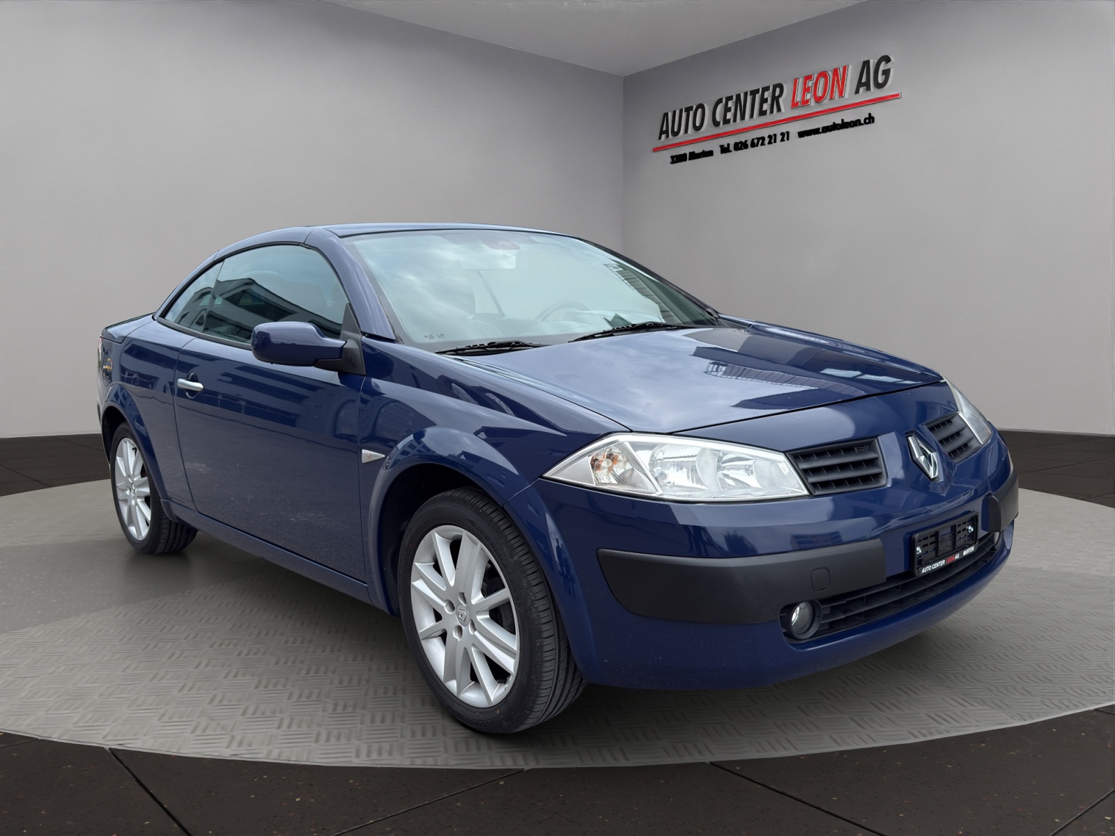 RENAULT Mégane C-C 2.0 16V Dynamique Confort-image-7
