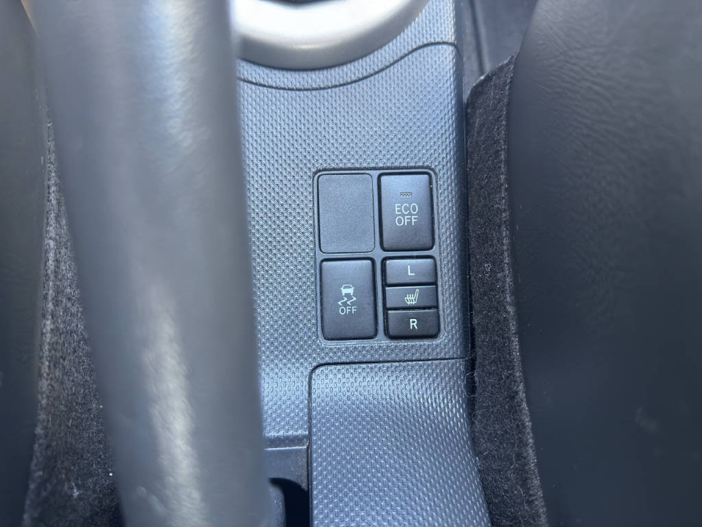 TOYOTA Urban Cruiser 1.33 VVT-i Linea Luna fédéral-image-12