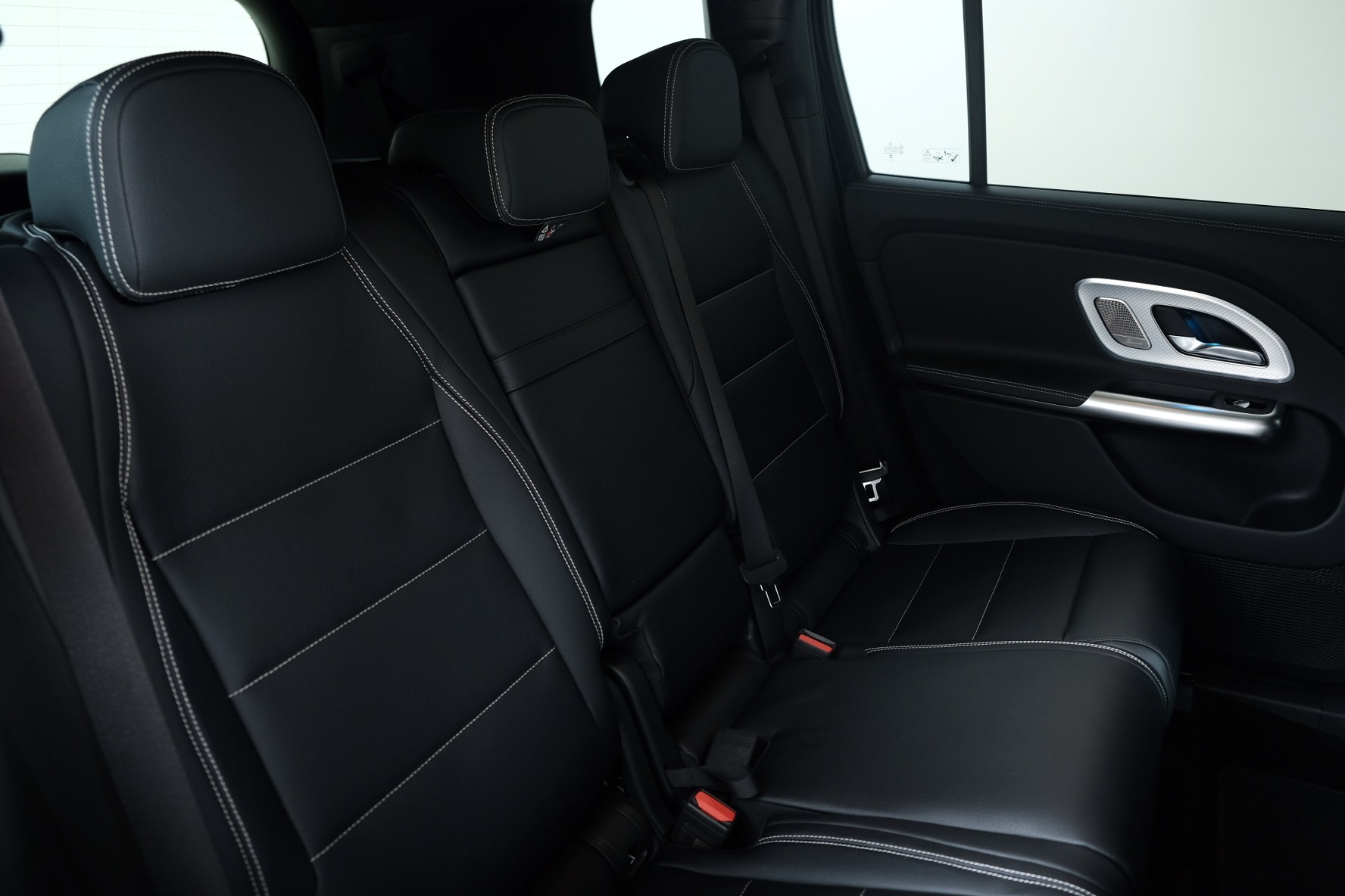 MERCEDES-BENZ GLB 220 4Matic 8G-Tronic-image-11