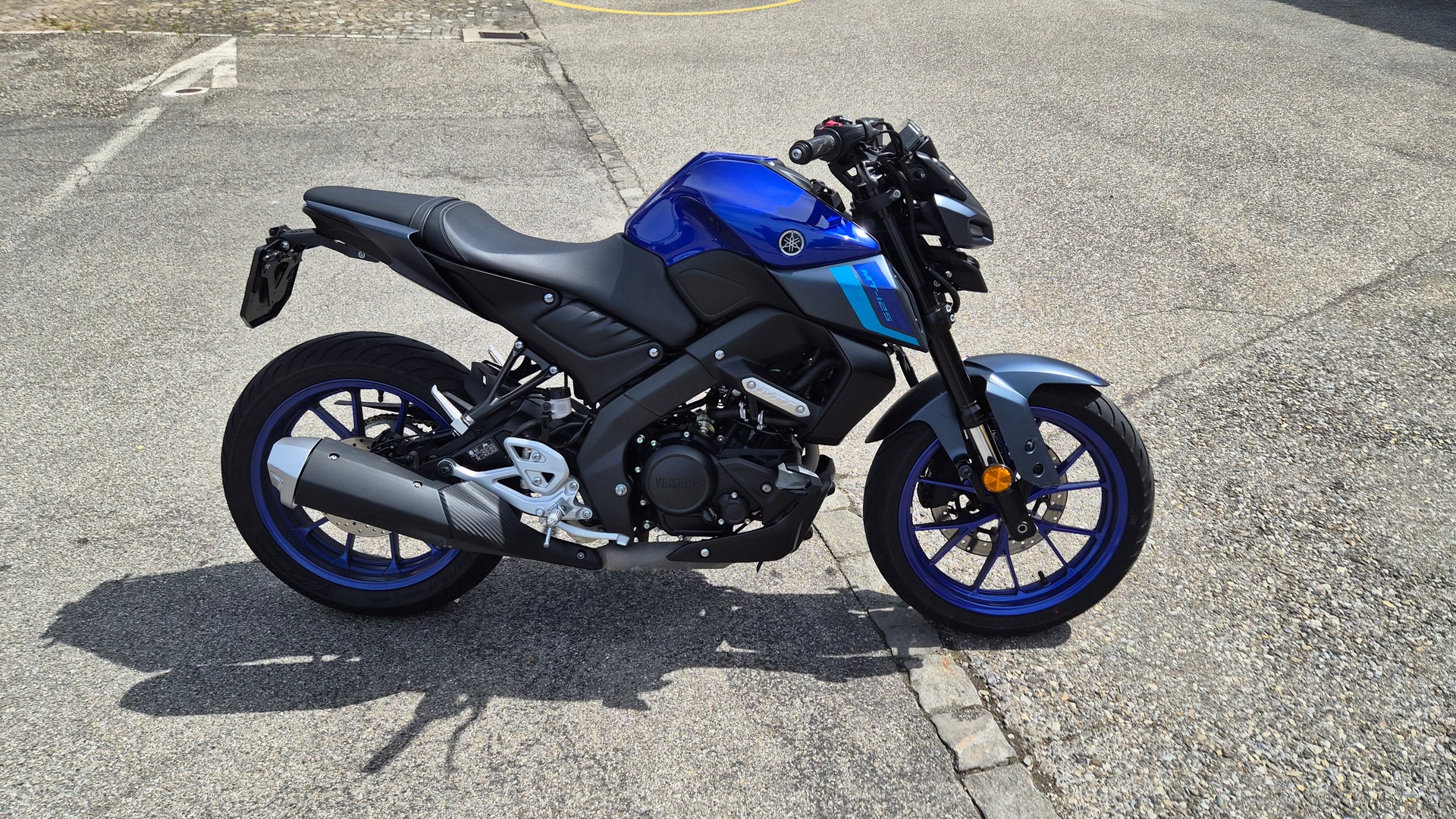 YAMAHA MT-125 ABS-image-1