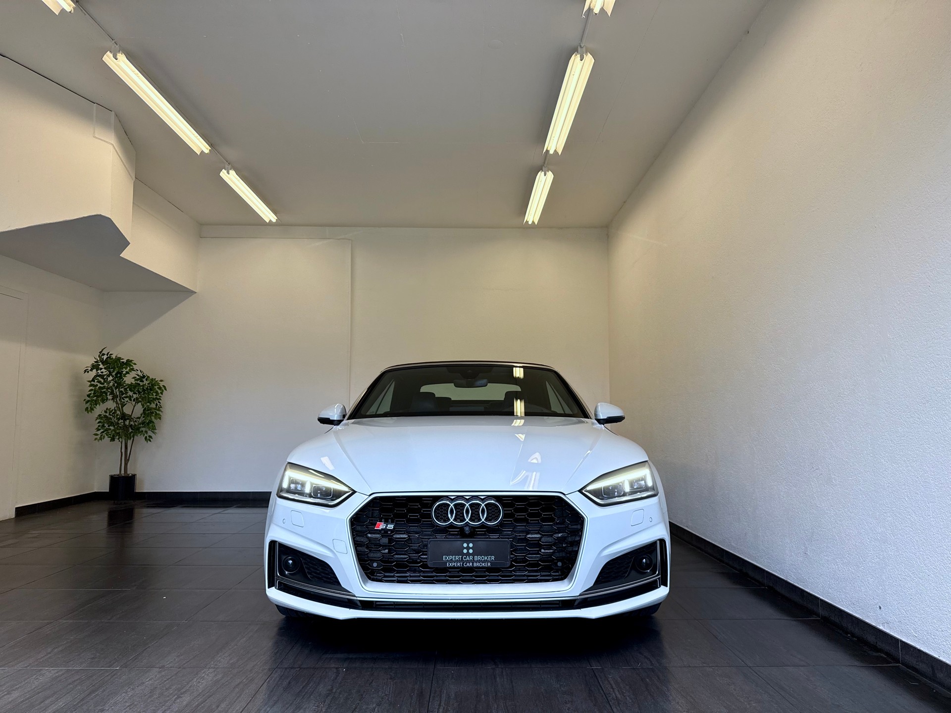 AUDI S5 Cabriolet 3.0 TFSI quattro tiptronic-image-31