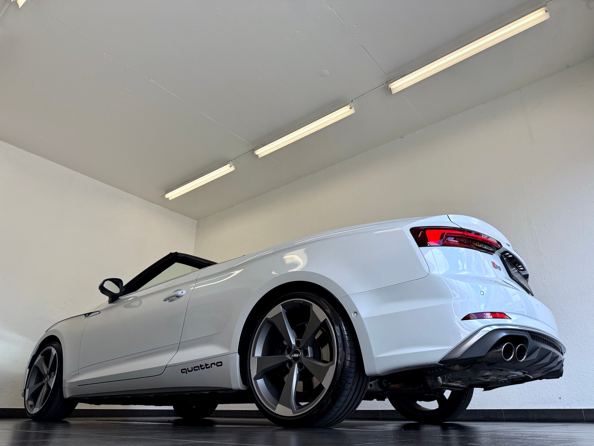 AUDI S5 Cabriolet 3.0 TFSI quattro tiptronic-image-7