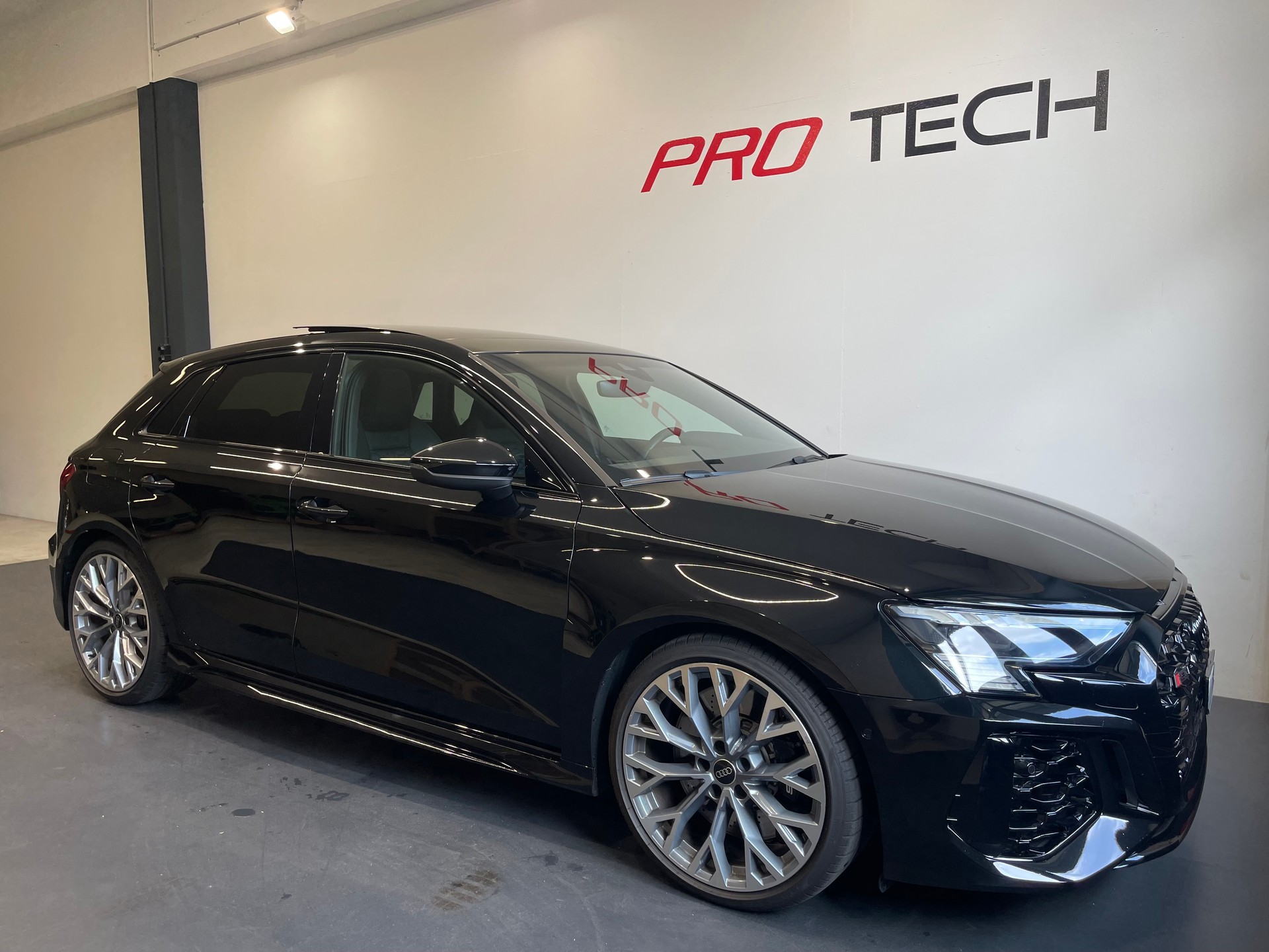 AUDI RS3 Sportback 2.5 TSI quattro S-tronic