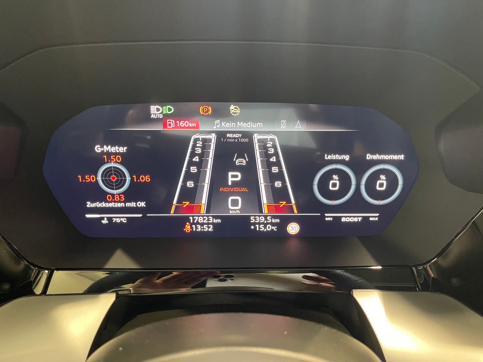AUDI RS3 Sportback 2.5 TSI quattro S-tronic-image-28