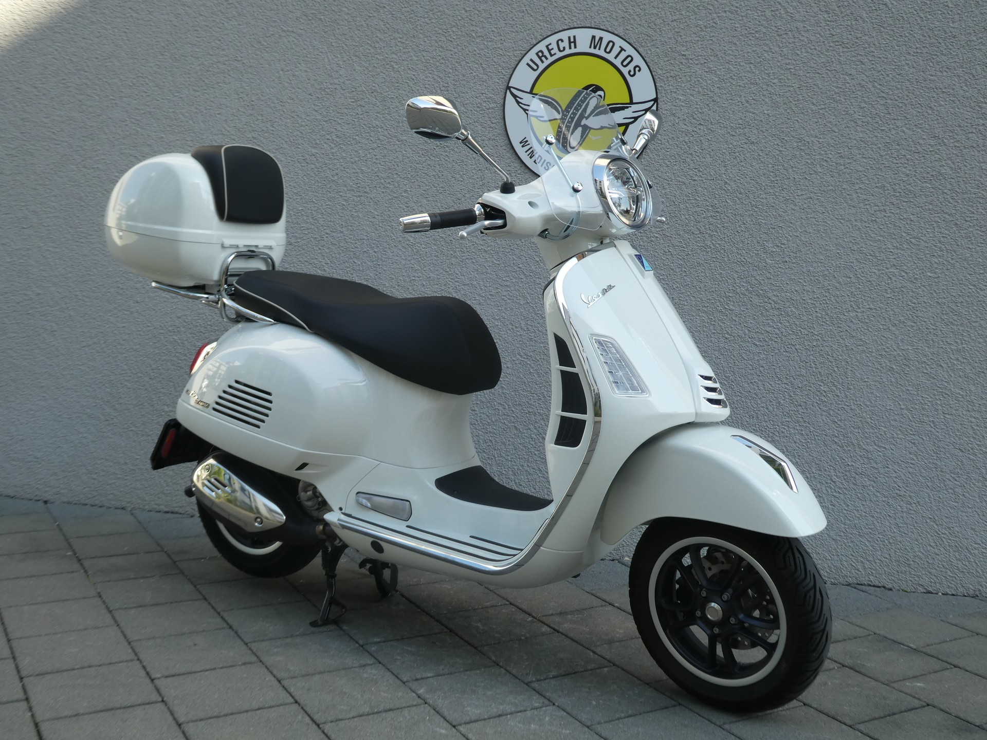 PIAGGIO Vespa GTS 300 Super ABS-image-0