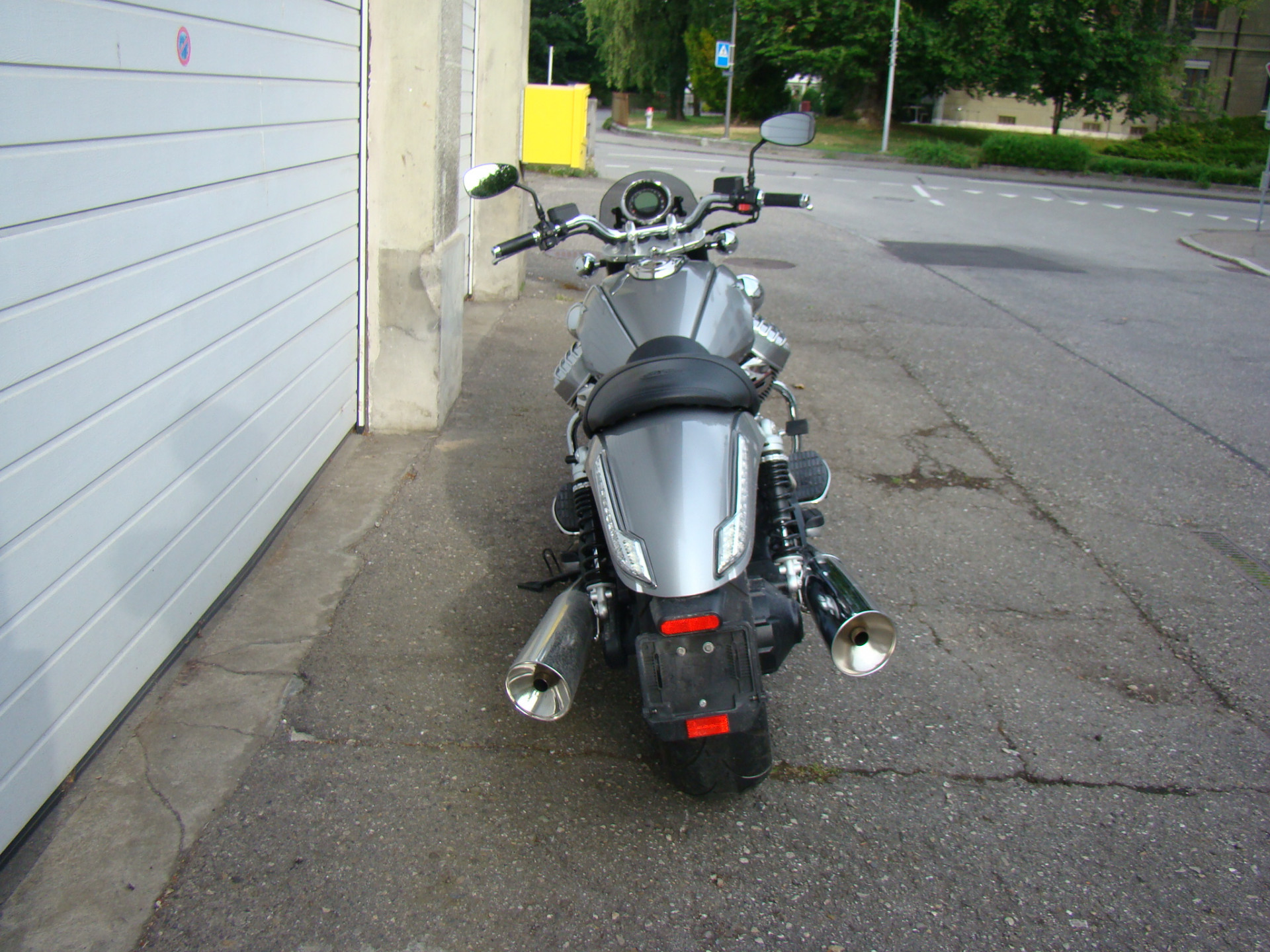 MOTO GUZZI California 1400-image-3