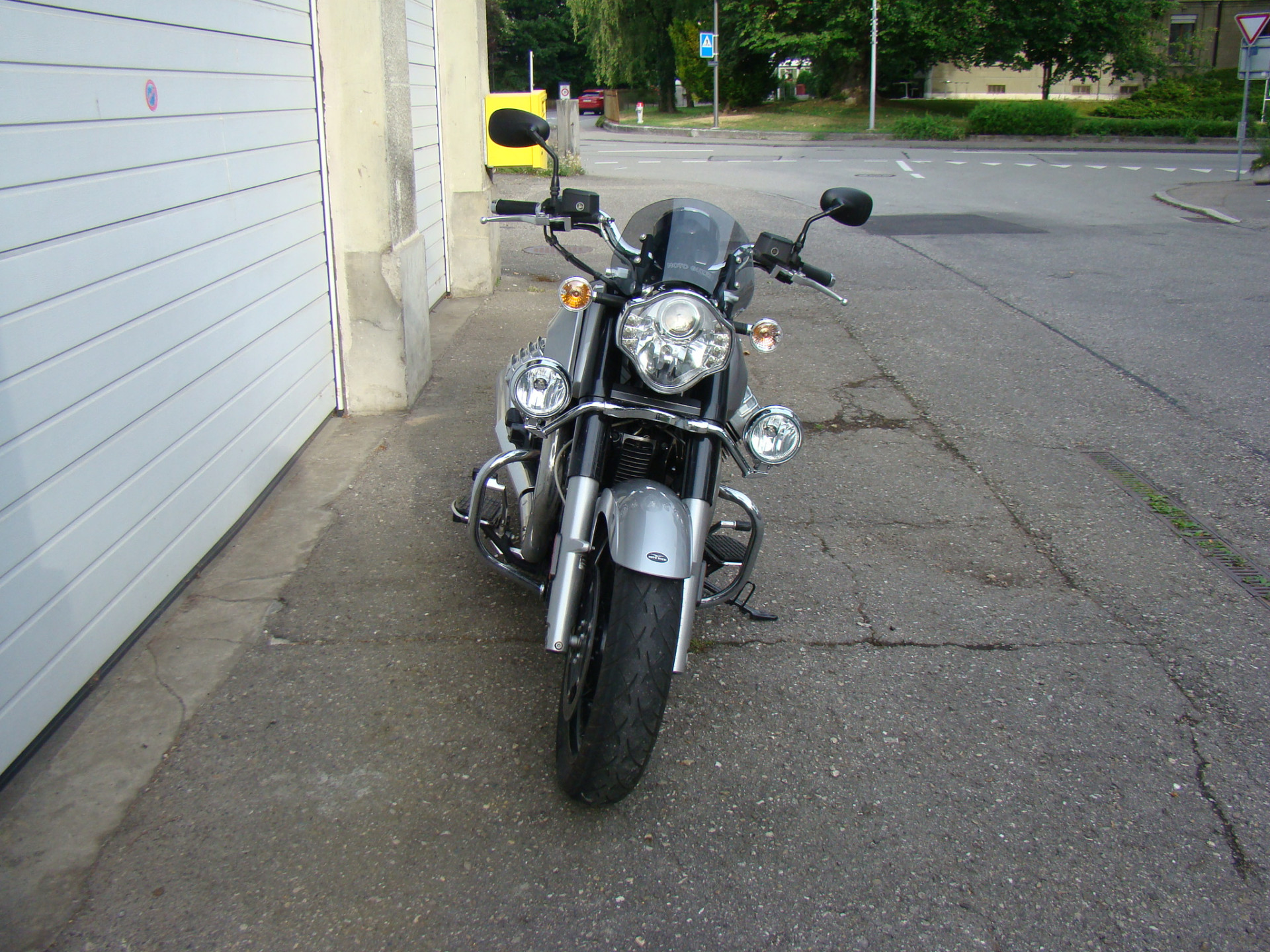 MOTO GUZZI California 1400-image-1