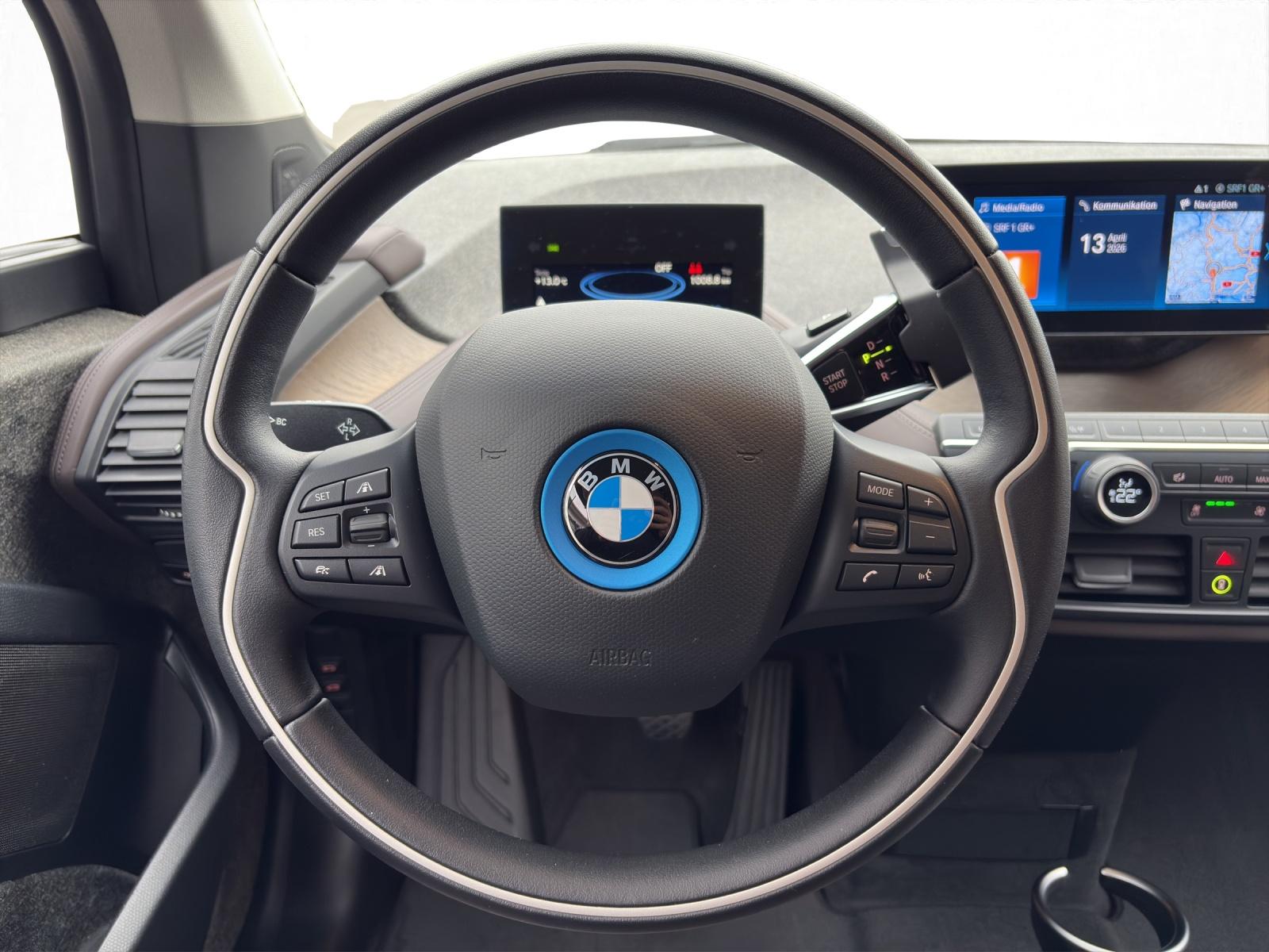 BMW i3s 120 Ah-image-10