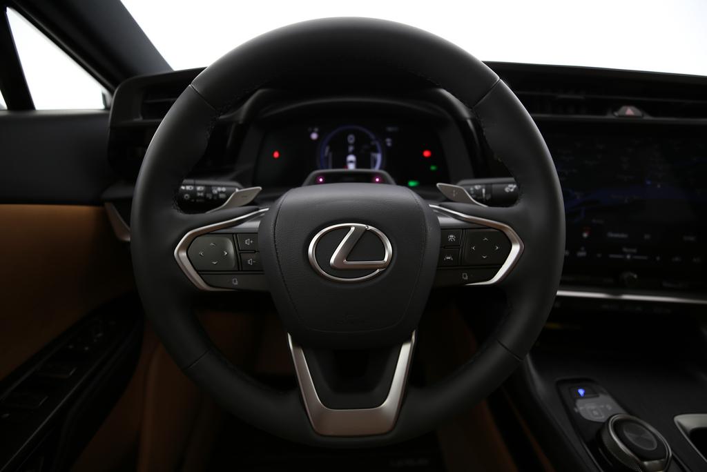 LEXUS RZ 450e Comfort-image-5