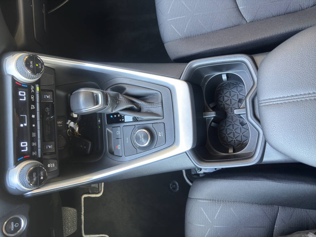 TOYOTA RAV-4 2.5 HEV Trend-image-11