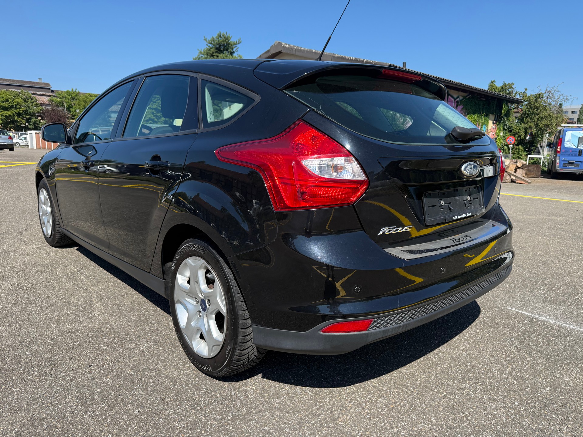FORD Focus 1.6i VCT Trend-image-6