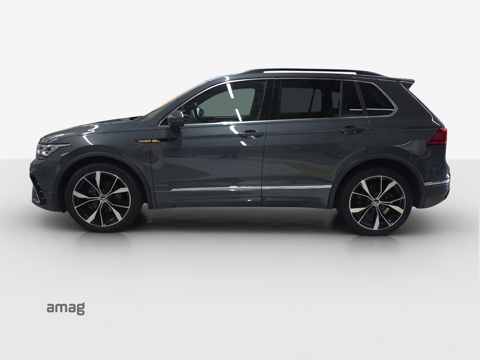VW Tiguan 1.5TSI Evo R-Line DSG-showroom-element-1