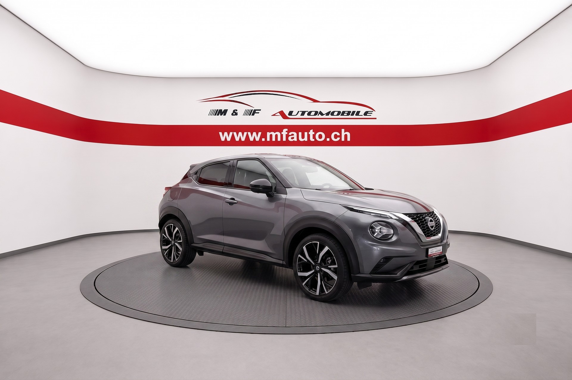 NISSAN Juke 1.0 DIG-T Tekna-showroom-element-1