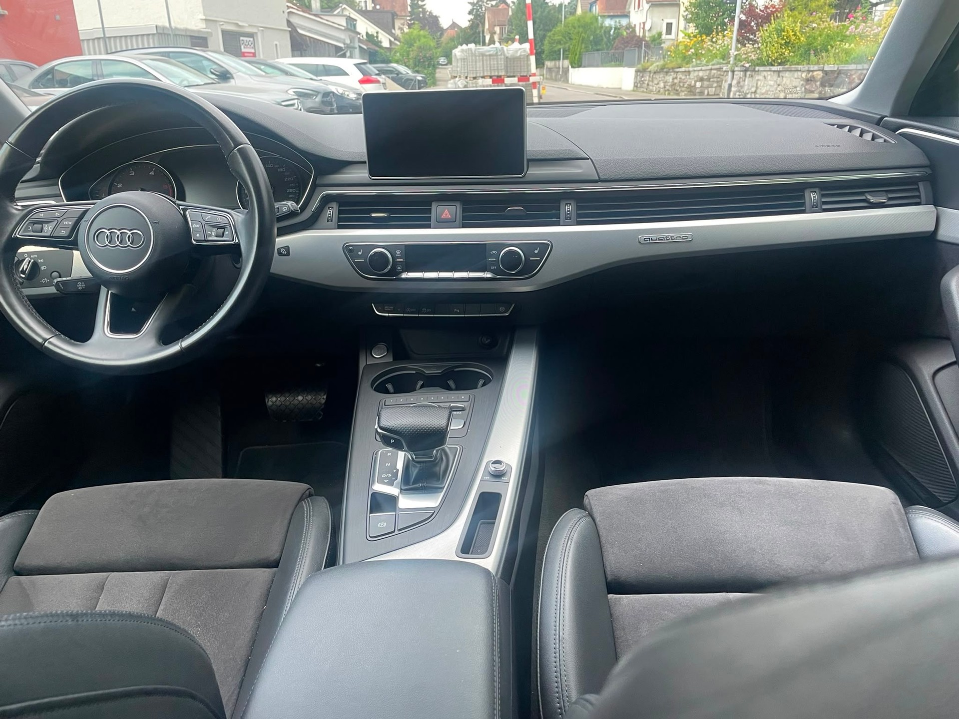 AUDI A4 Avant 2.0 TDI Sport quattro S-tronic-image-8