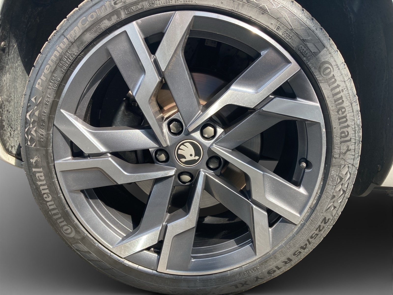 SKODA Karoq 2.0 TSI SportLine 4x4 DSG-image-15
