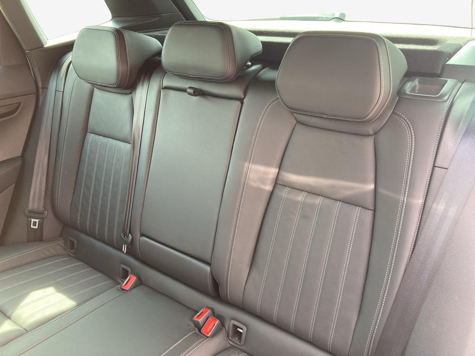 SKODA Karoq 2.0 TSI SportLine 4x4 DSG-image-11